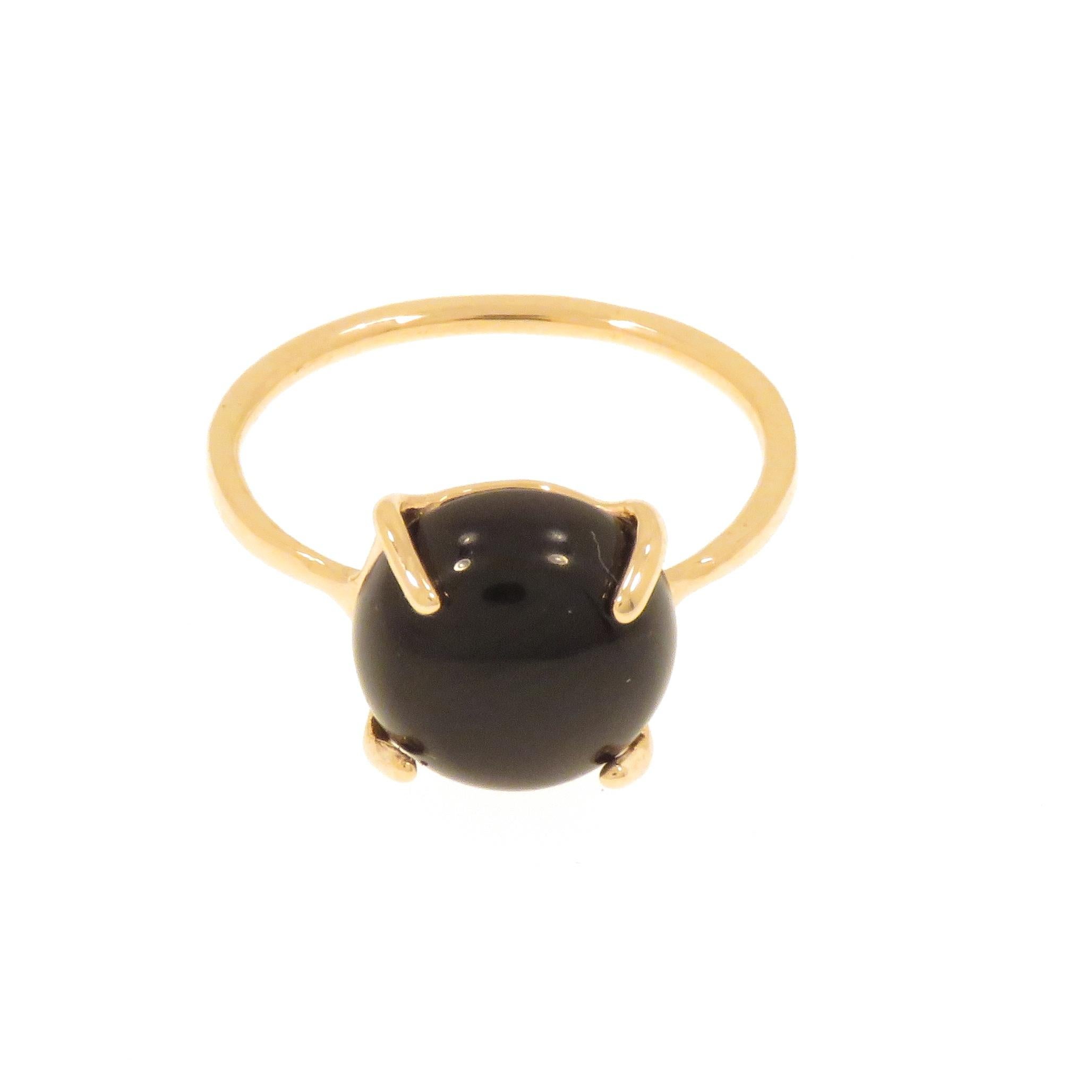 Cabochon cut onyx featured in a contemporary ring crafted in 9 karat rose gold. The size of the gemstone is 10x10 mm / 0.393x0.393 inches. US finger size is 6 , French size 52, Italian size 12, resizable to the customer's size before shipment. The