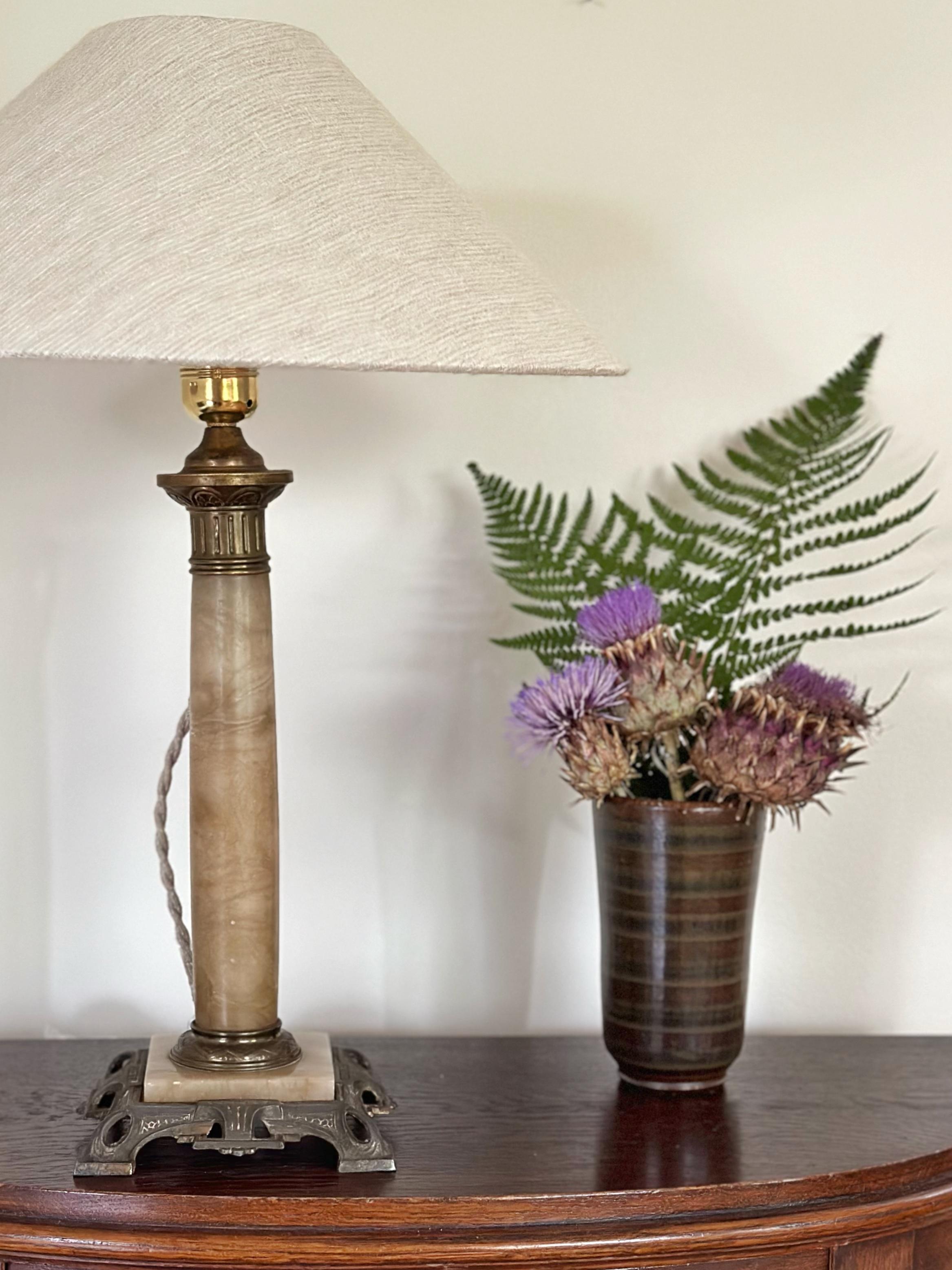 Neoclassical Onyx and Brass Column Table Lamp. 1920's. For Sale