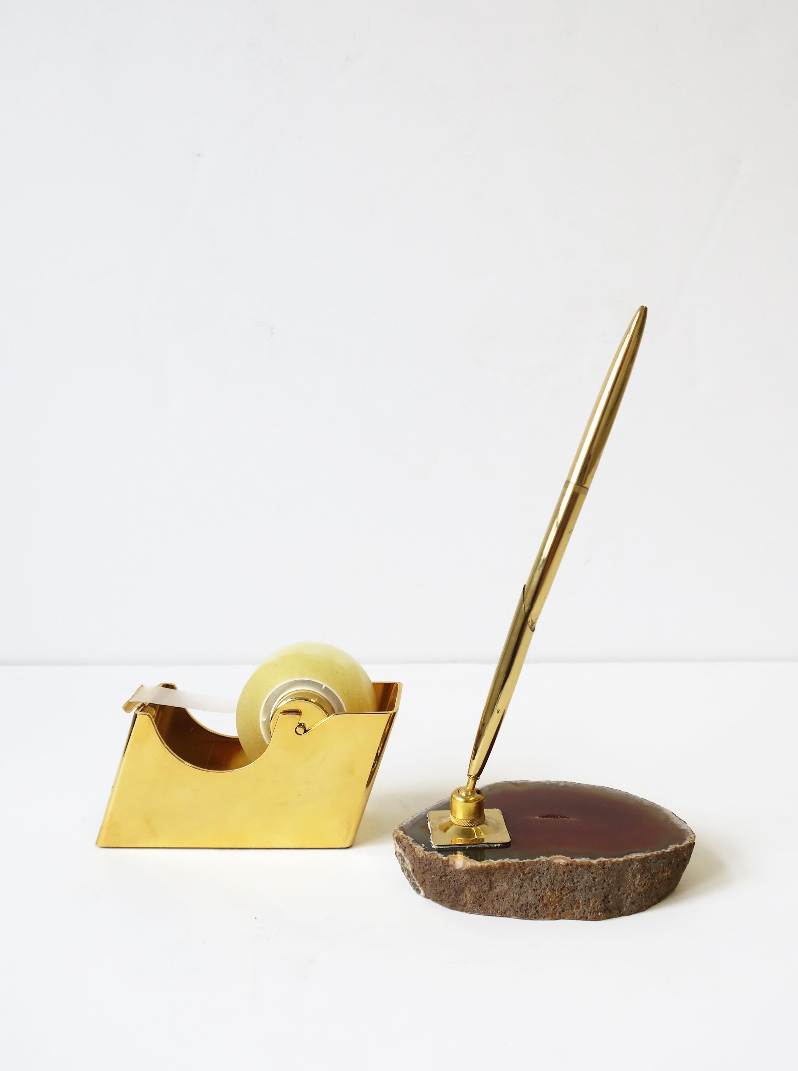Agate Onyx and Brass Desk Pen Holder, circa 1970s For Sale 2