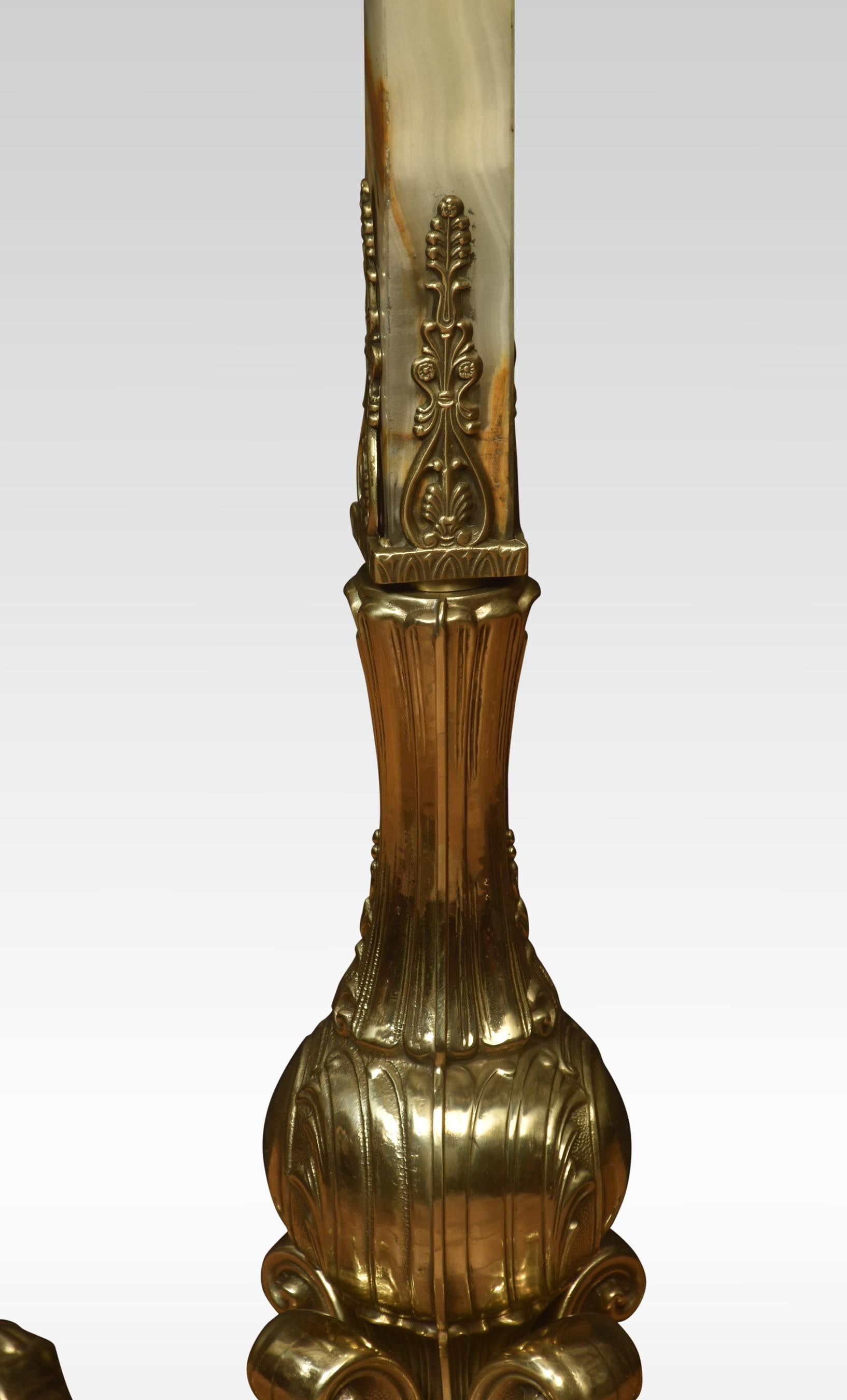 Standard-Lampe aus Onyx und Messing (20. Jahrhundert) im Angebot