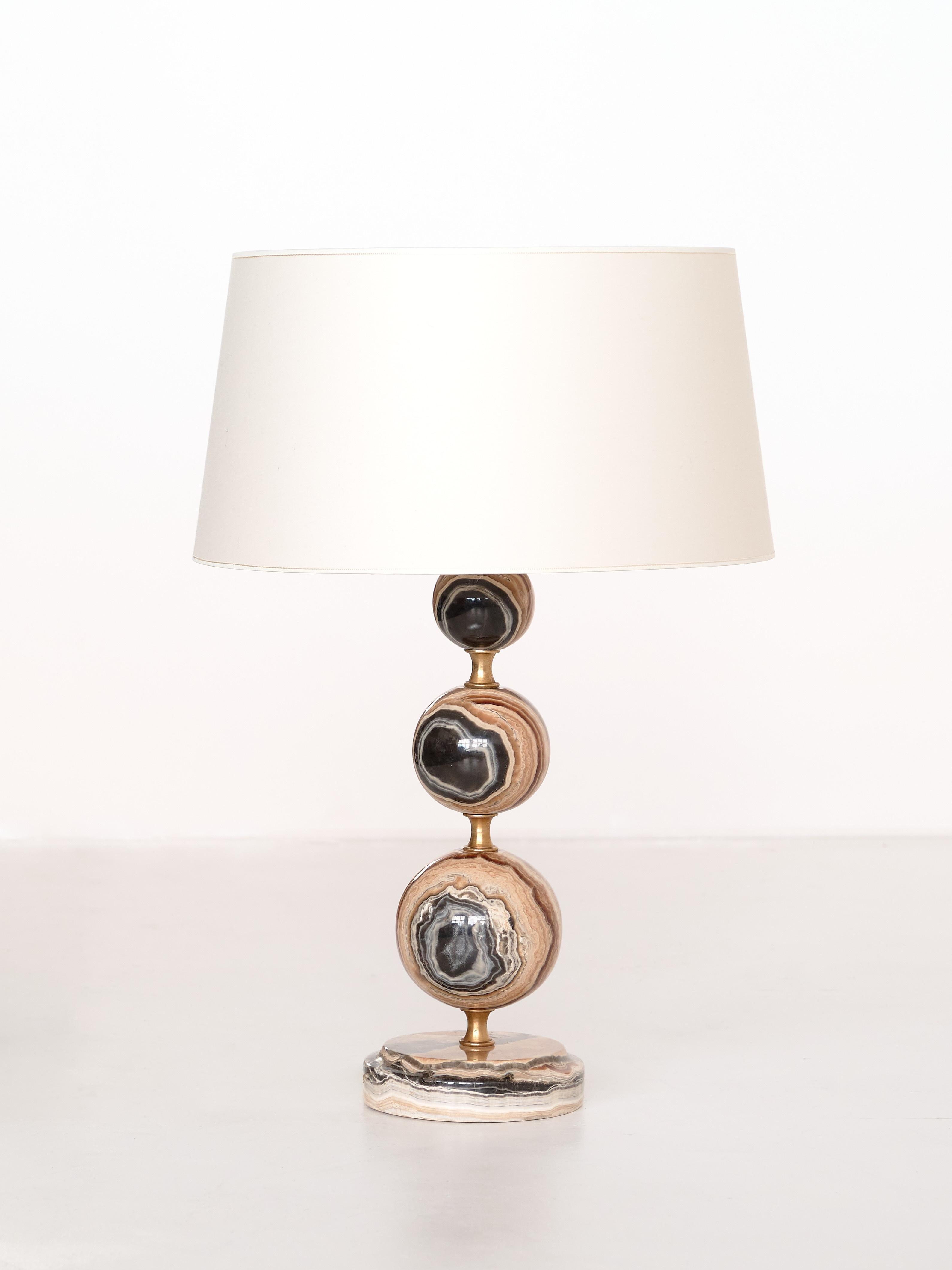 Onyx and Brass Table Lamp with Ivory Shade, Italy, 1970s In Excellent Condition In The Hague, NL