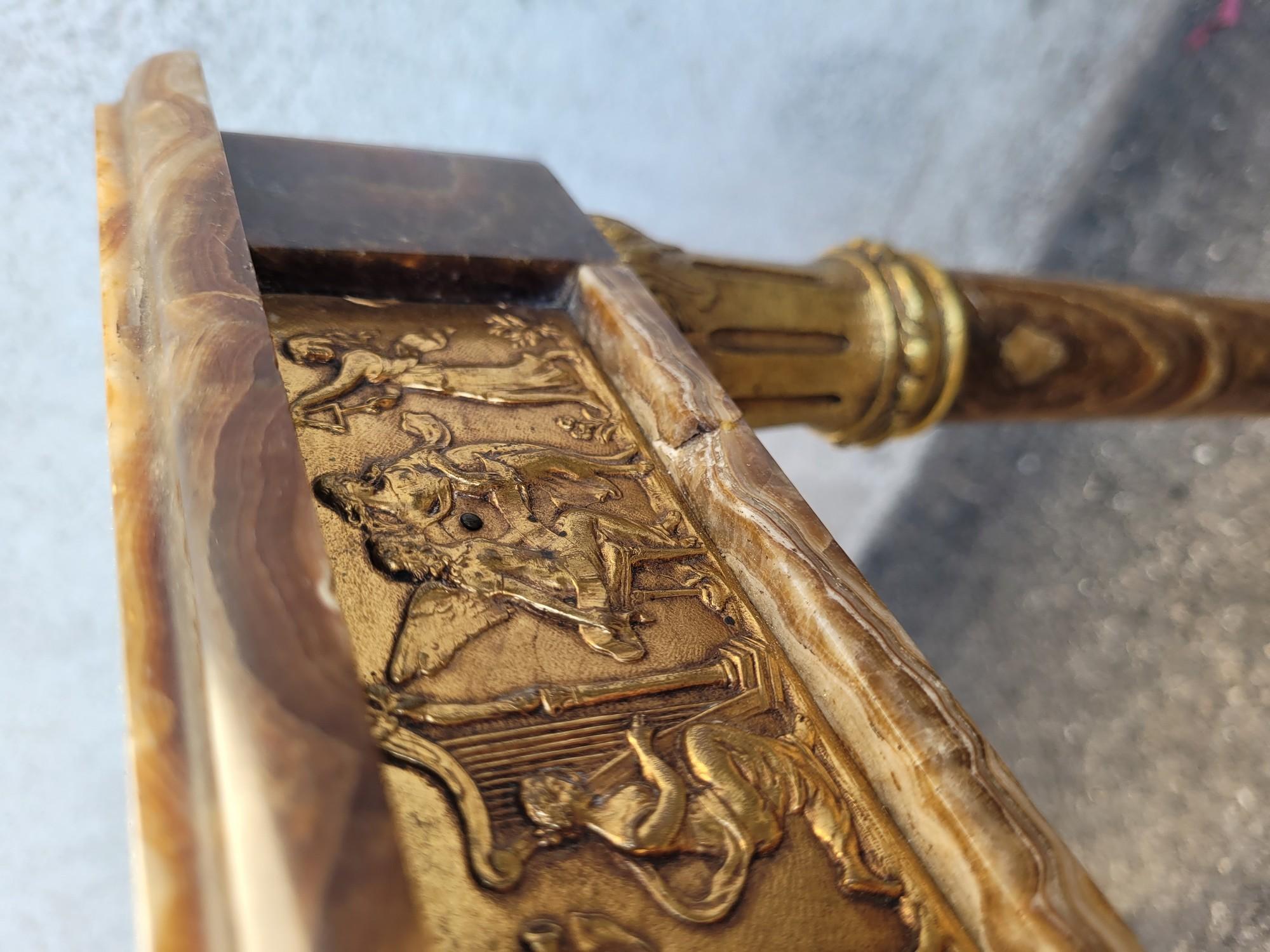Table en onyx et bronze, pieds rétractables, Napoléon III, XIXe siècle en vente 13
