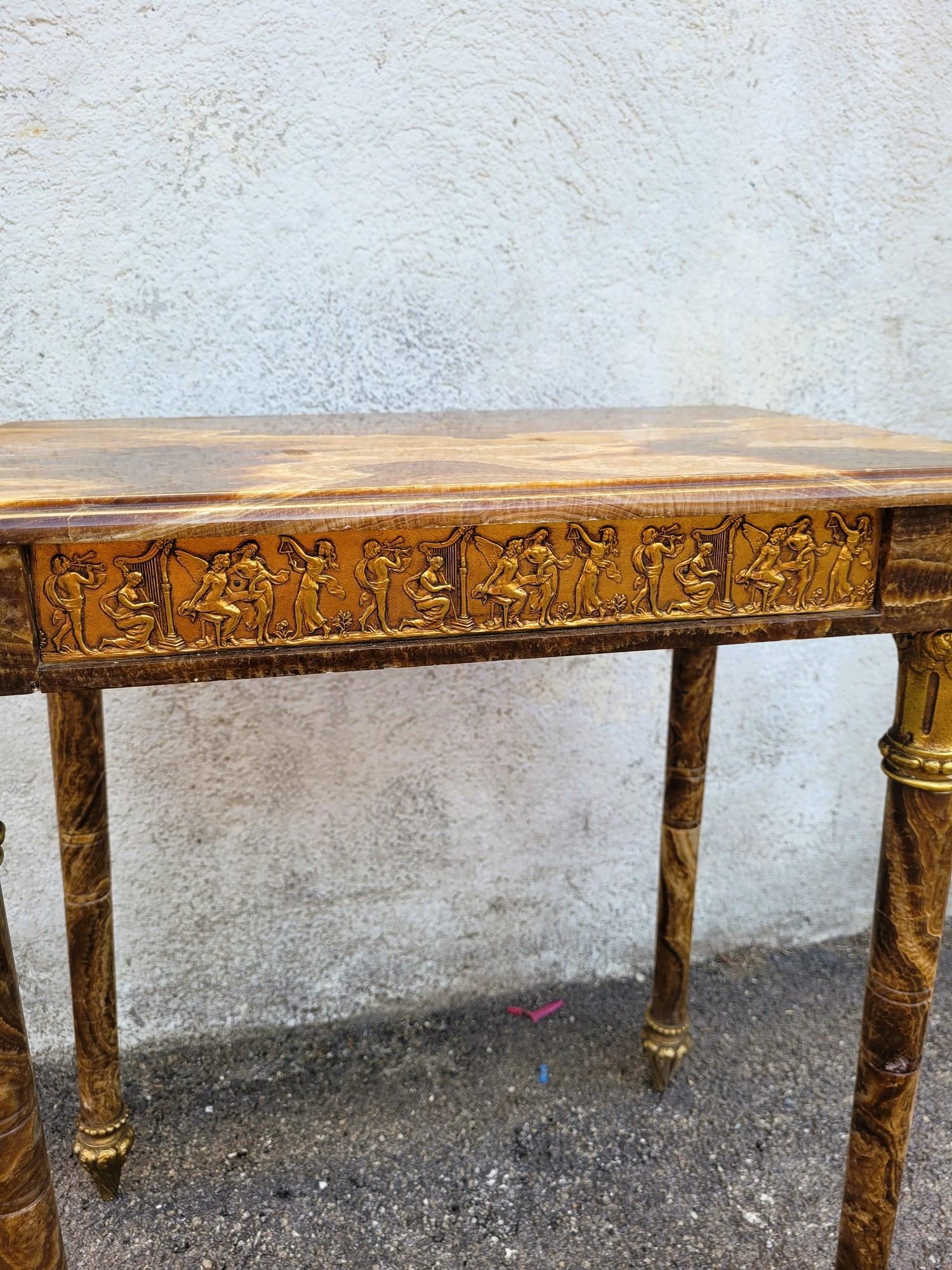 Français Table en onyx et bronze, pieds rétractables, Napoléon III, XIXe siècle en vente