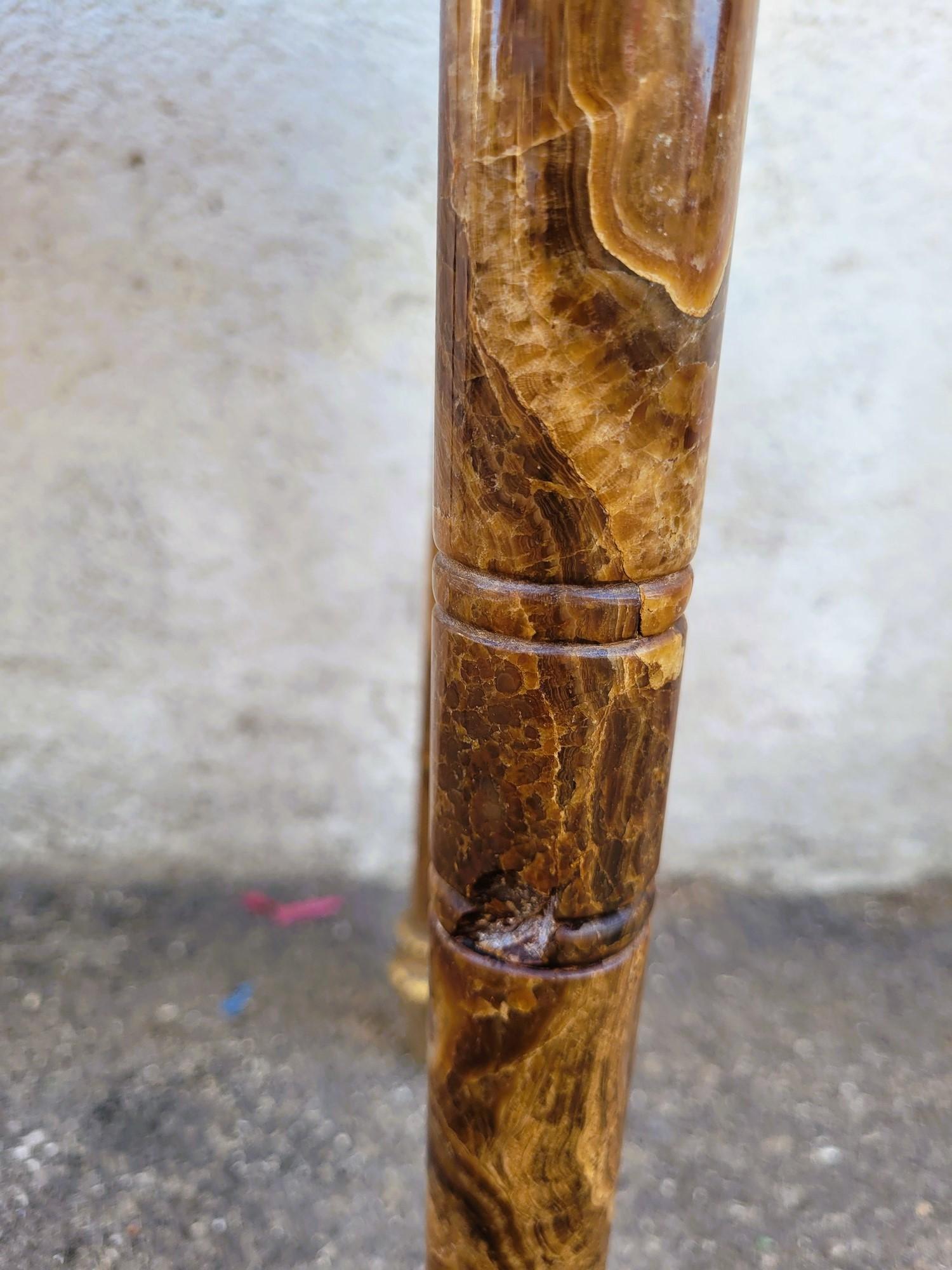 Table en onyx et bronze, pieds rétractables, Napoléon III, XIXe siècle Bon état - En vente à MARSEILLE, FR