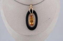 Onyx and Citrine Pendant in 14k Yellow Gold, 12 g