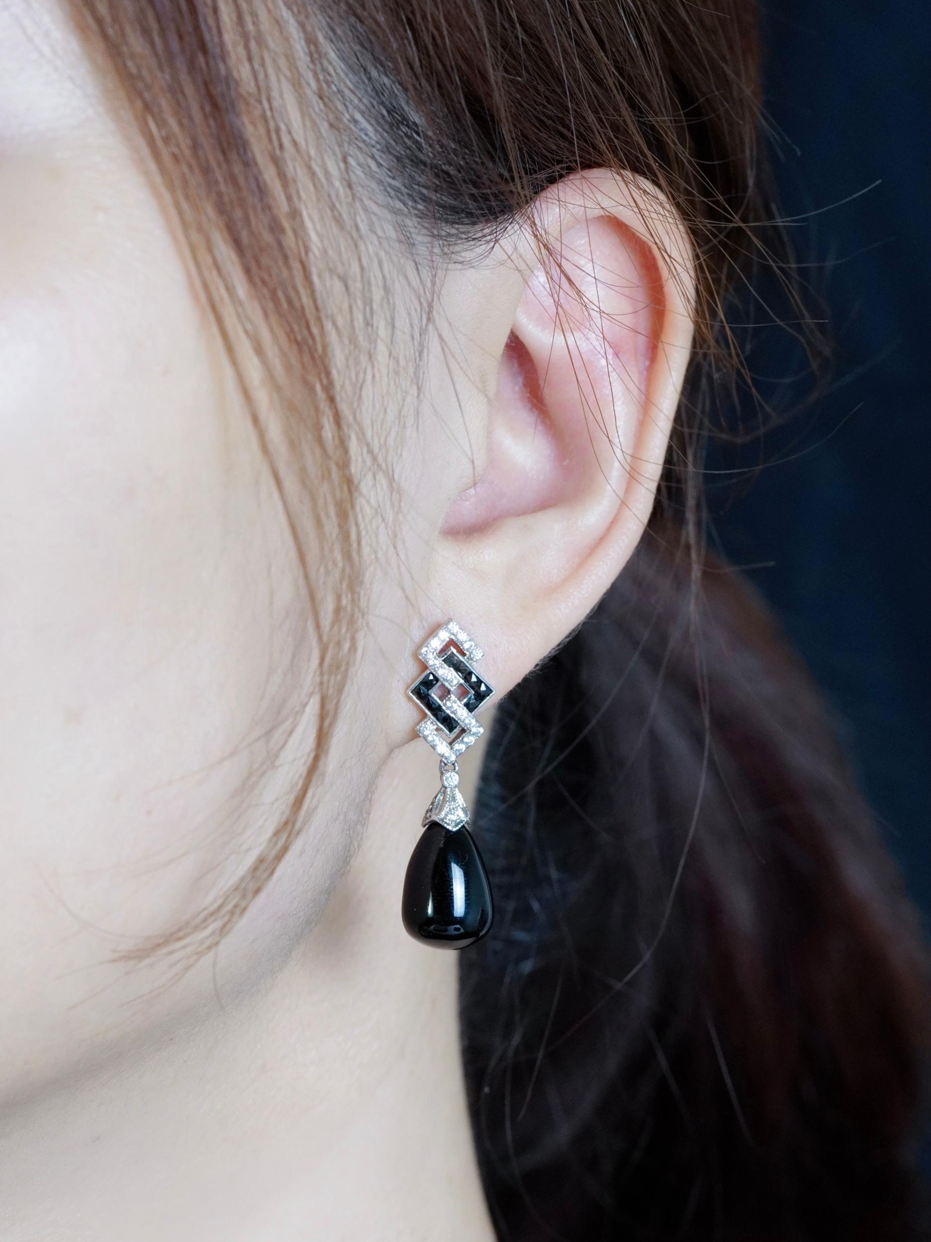 Taille ovale Onyx and Diamond Art Deco Style Drop Earrings in 14K White Gold en vente