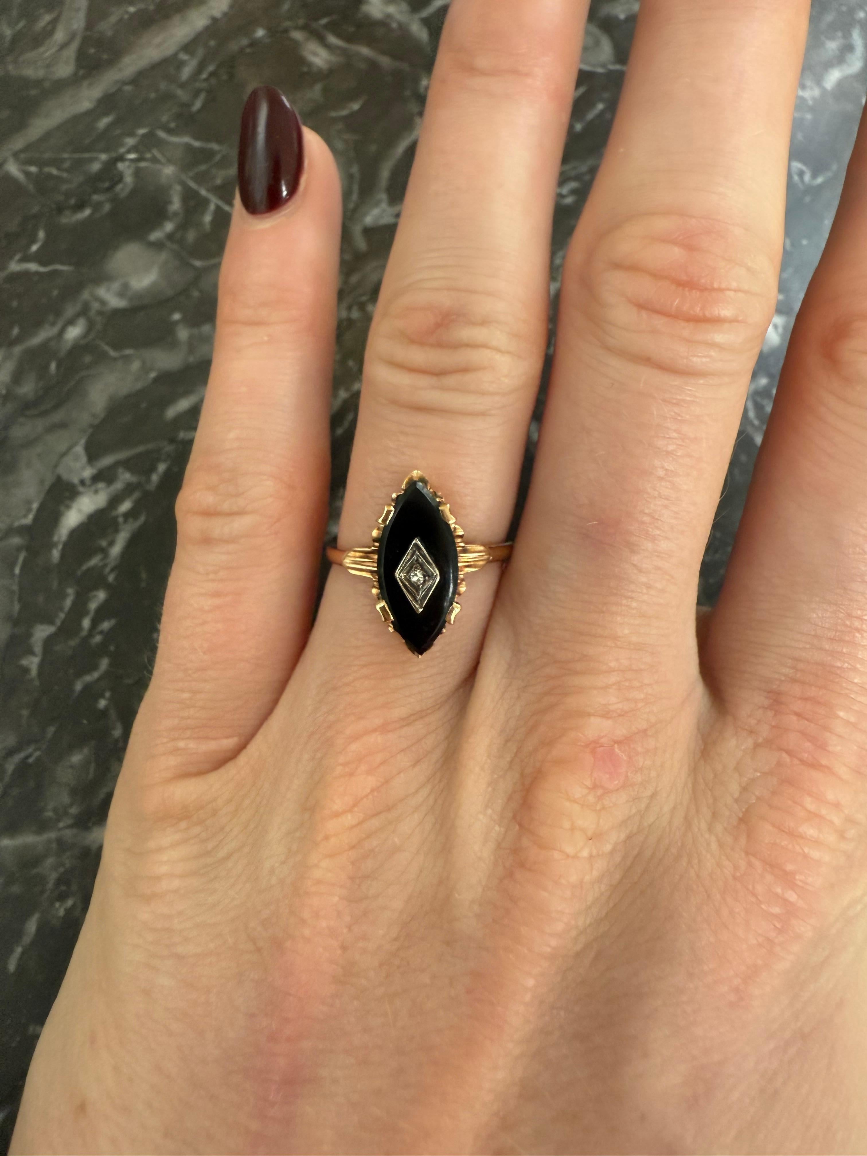 Anello Marquise con onice e diamanti in vendita 1