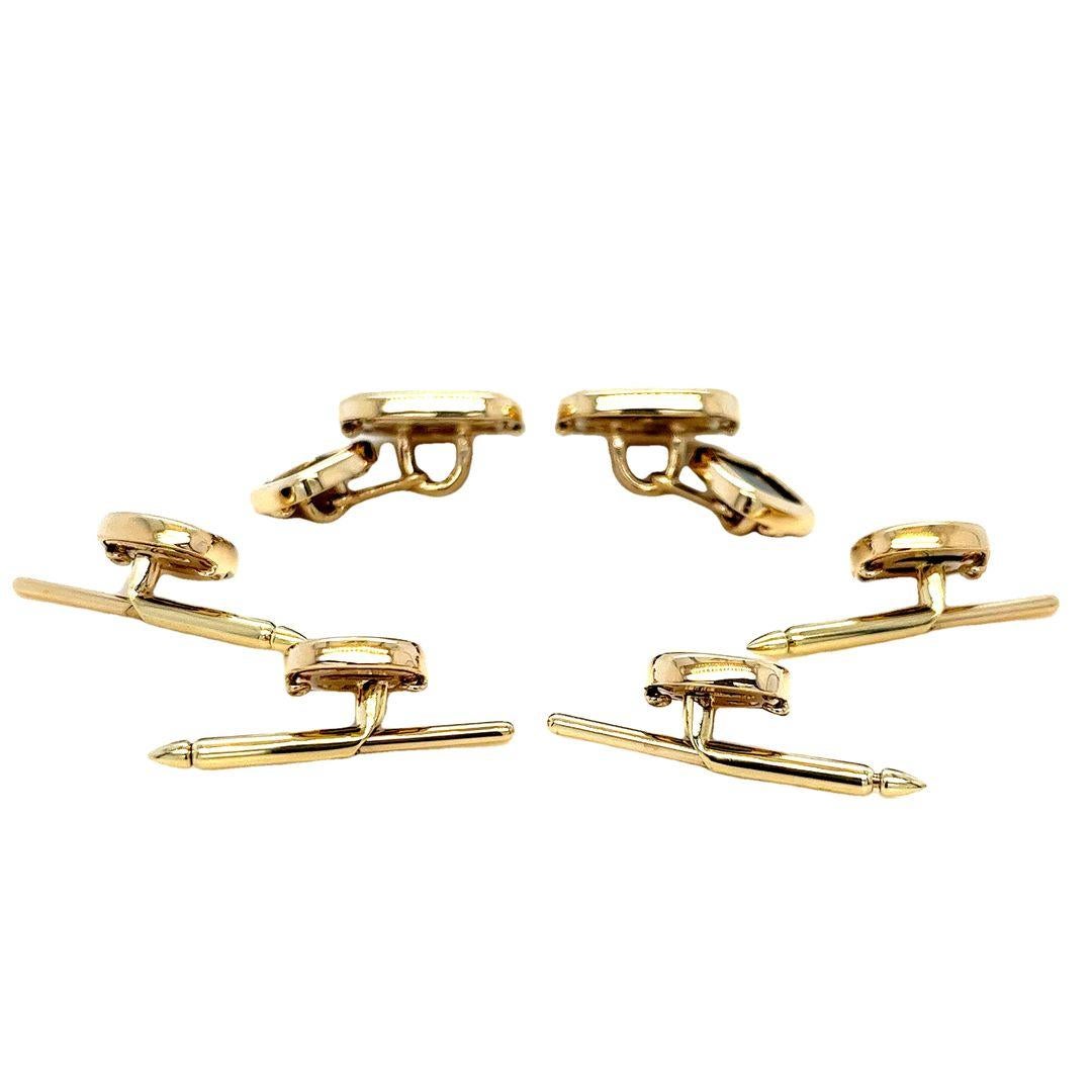 Ensemble boutons de manchette et clous de chemise en or jaune et onyx Bon état - En vente à Coral Gables, FL