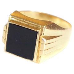 Onyx Art Deco Signet Ring in 18k Rose Gold