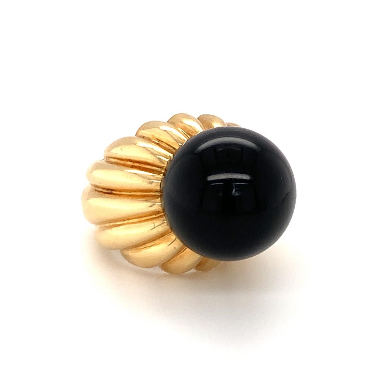 Onyx Bead 18K Yellow Gold Ring, circa 1970s For Sale 5