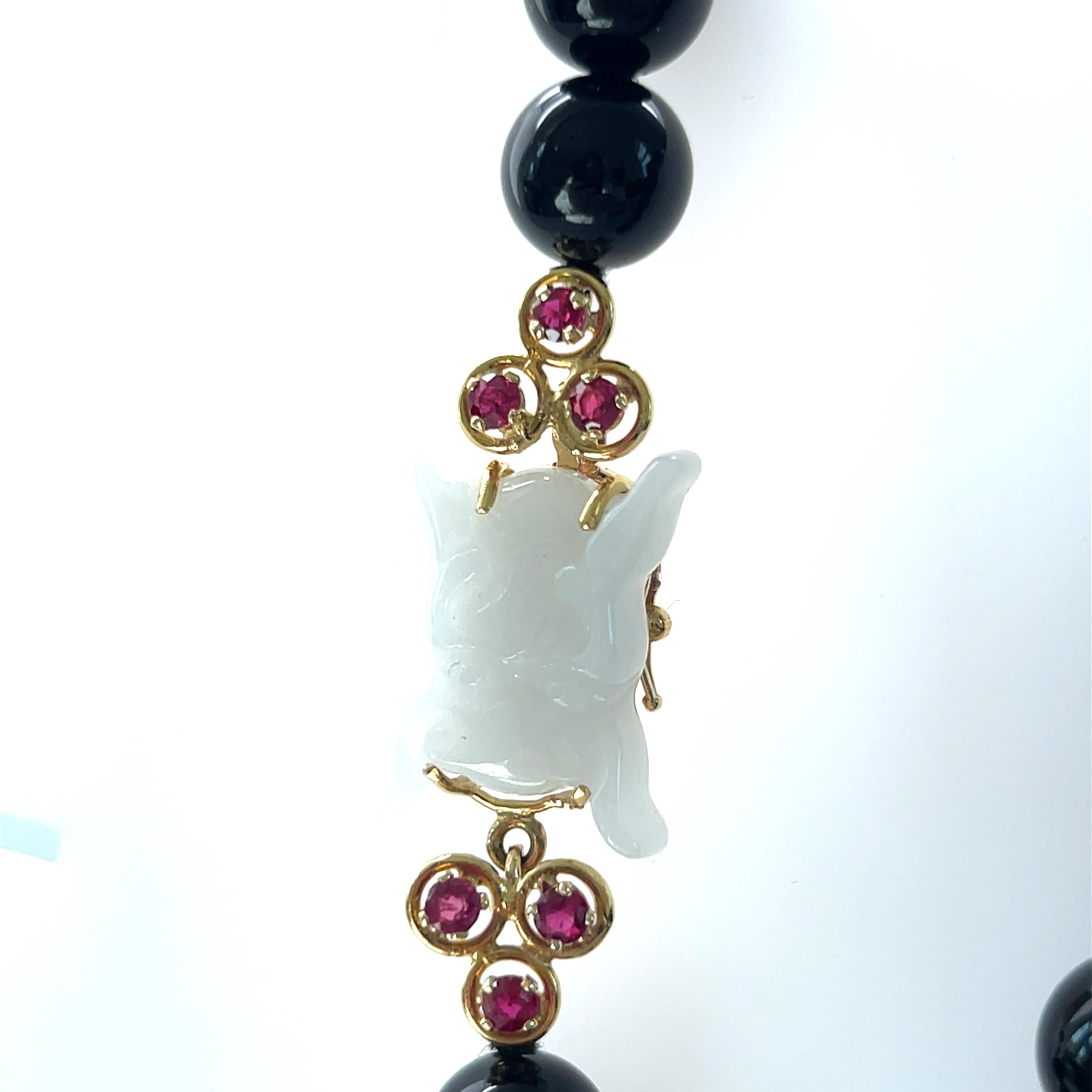 Onyx Bead 3.48tcw Ruby and White Jade 18k Yellow Gold Beaded Necklace in vendita 6