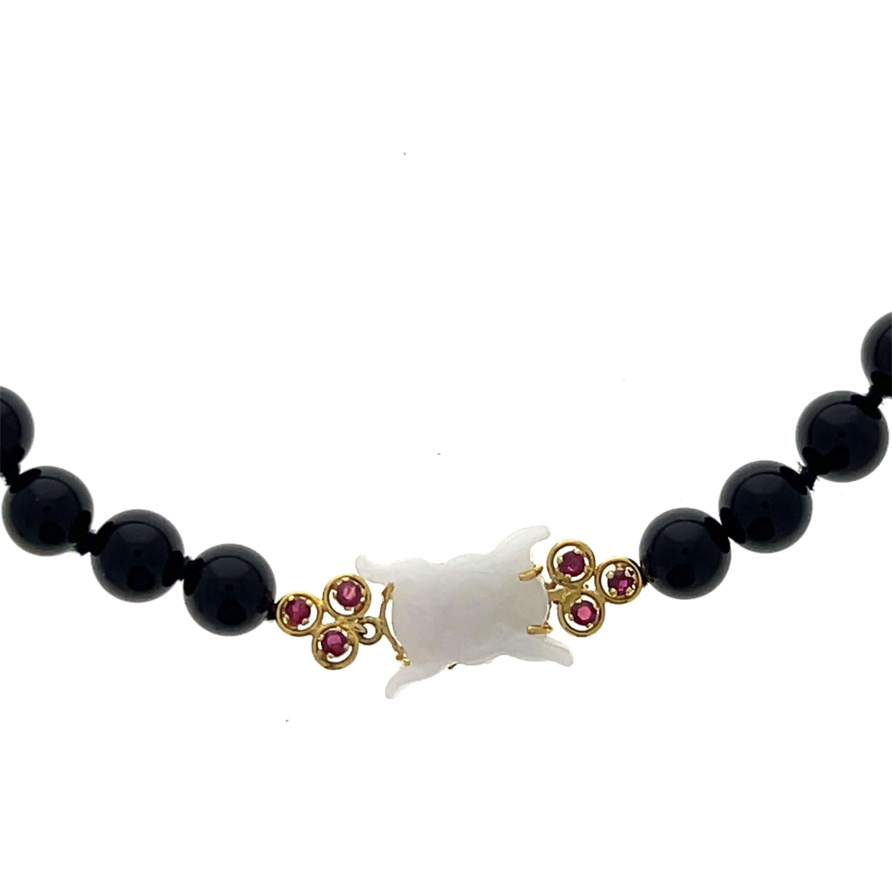 Onyx Bead 3.48tcw Ruby and White Jade 18k Yellow Gold Beaded Necklace in vendita 10