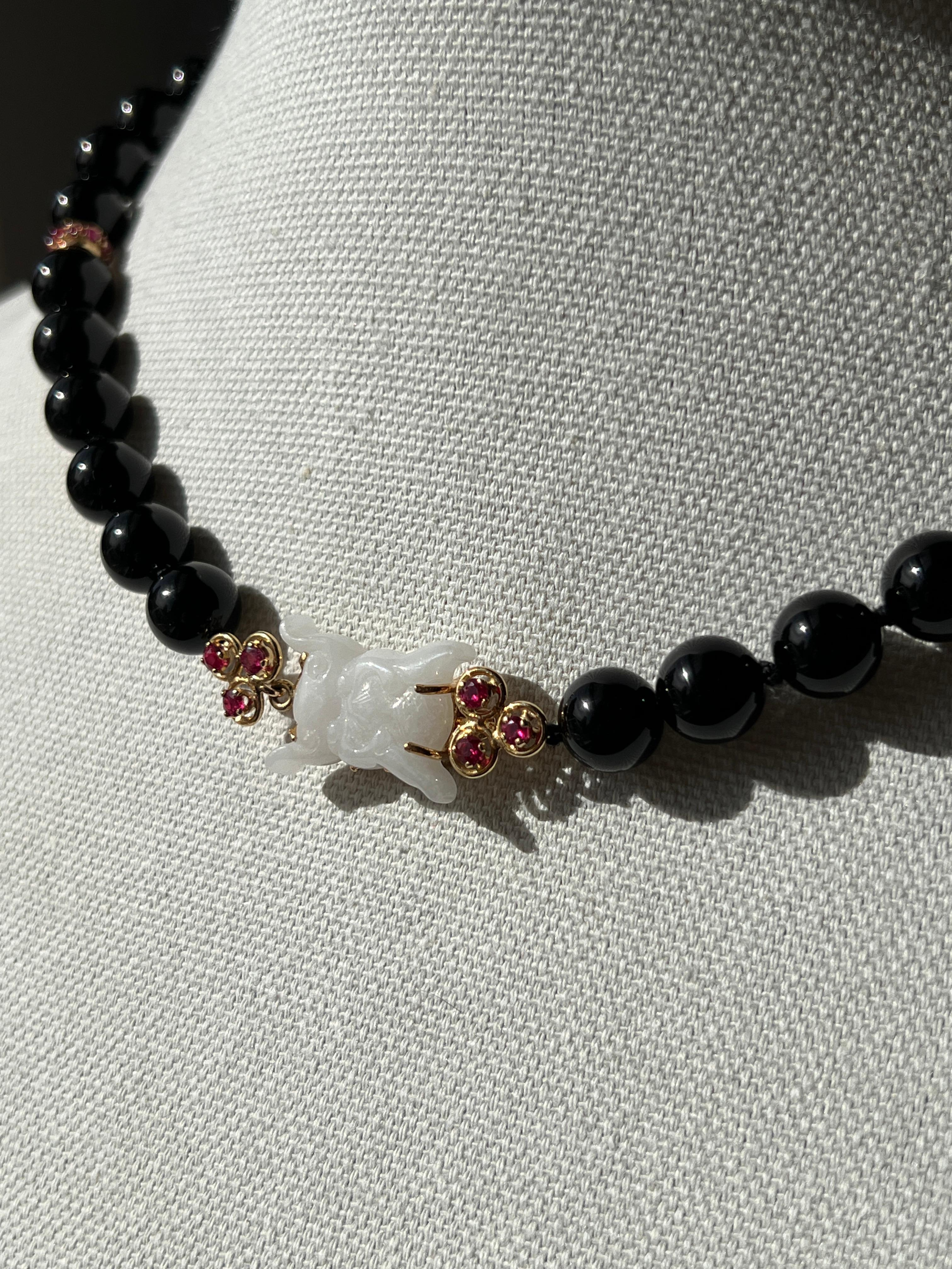 Perlina Onyx Bead 3.48tcw Ruby and White Jade 18k Yellow Gold Beaded Necklace in vendita