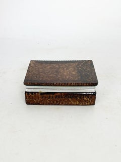Caja de ónice, marrón, Francia, 1970