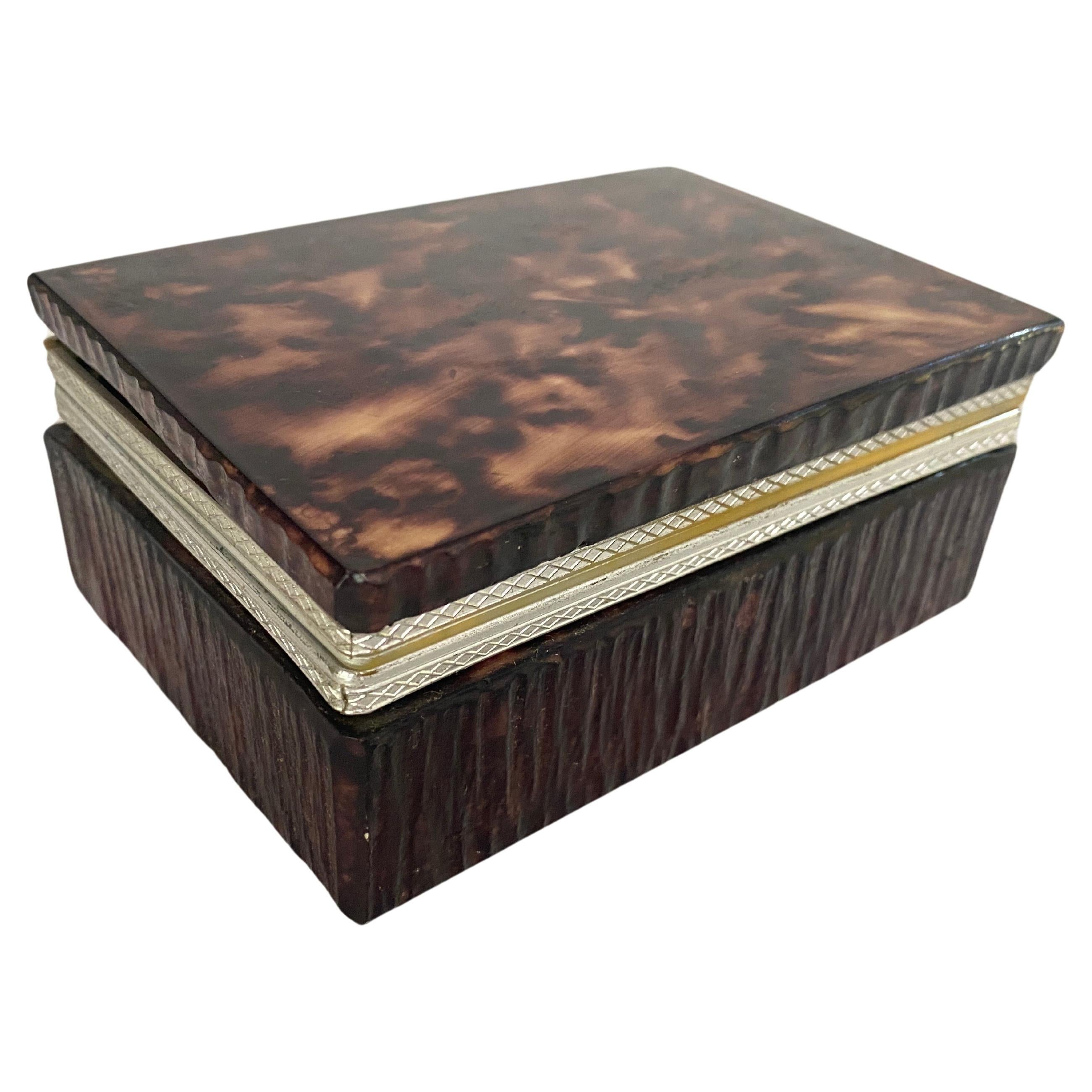 Onyx Box Decorative or Jewelry Box Brown Color Made in Italy circa 1970 For Sale