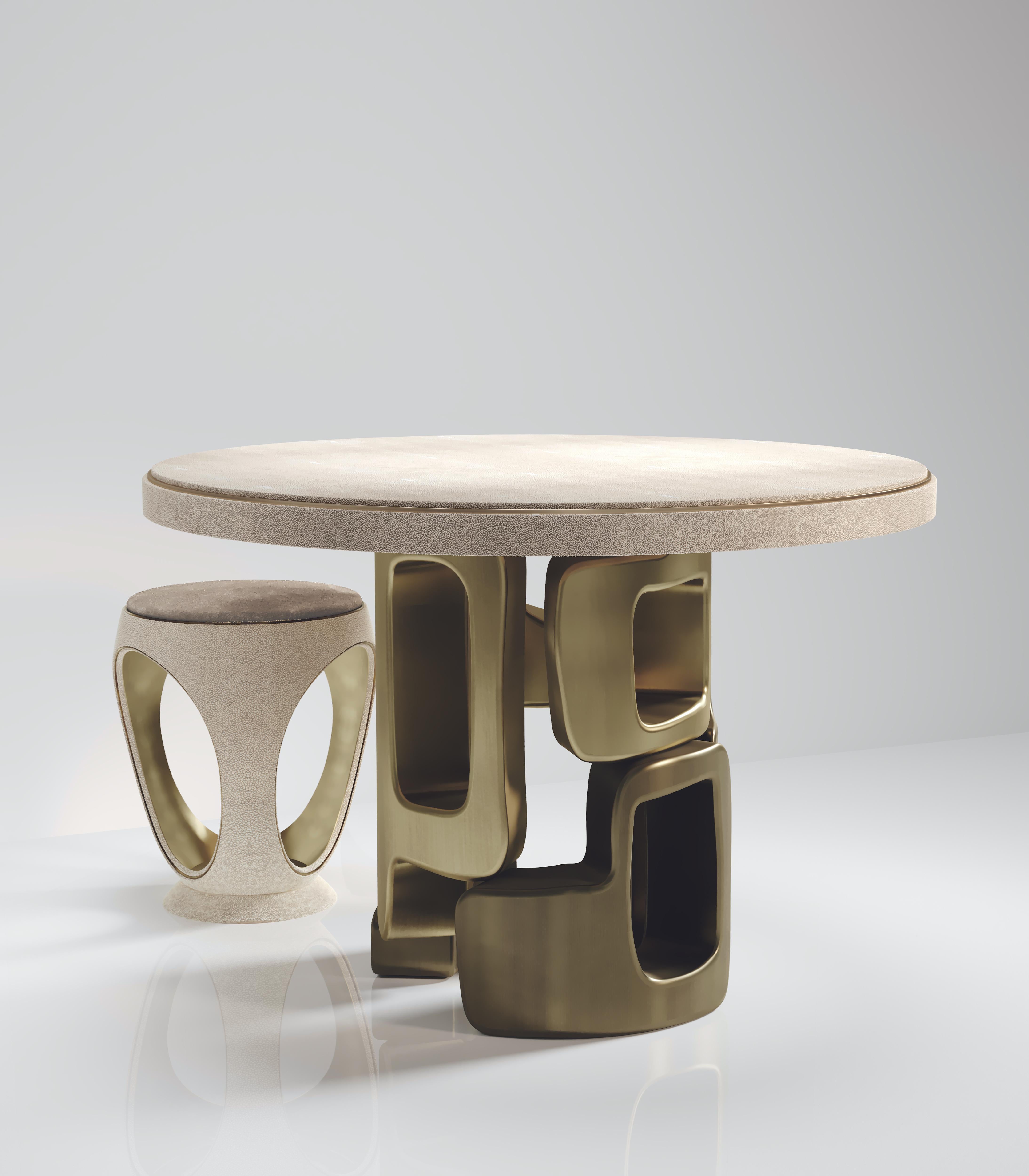 Contemporary Onyx Breakfast Table with Bronze Patina Brass Details by Kifu Paris For Sale