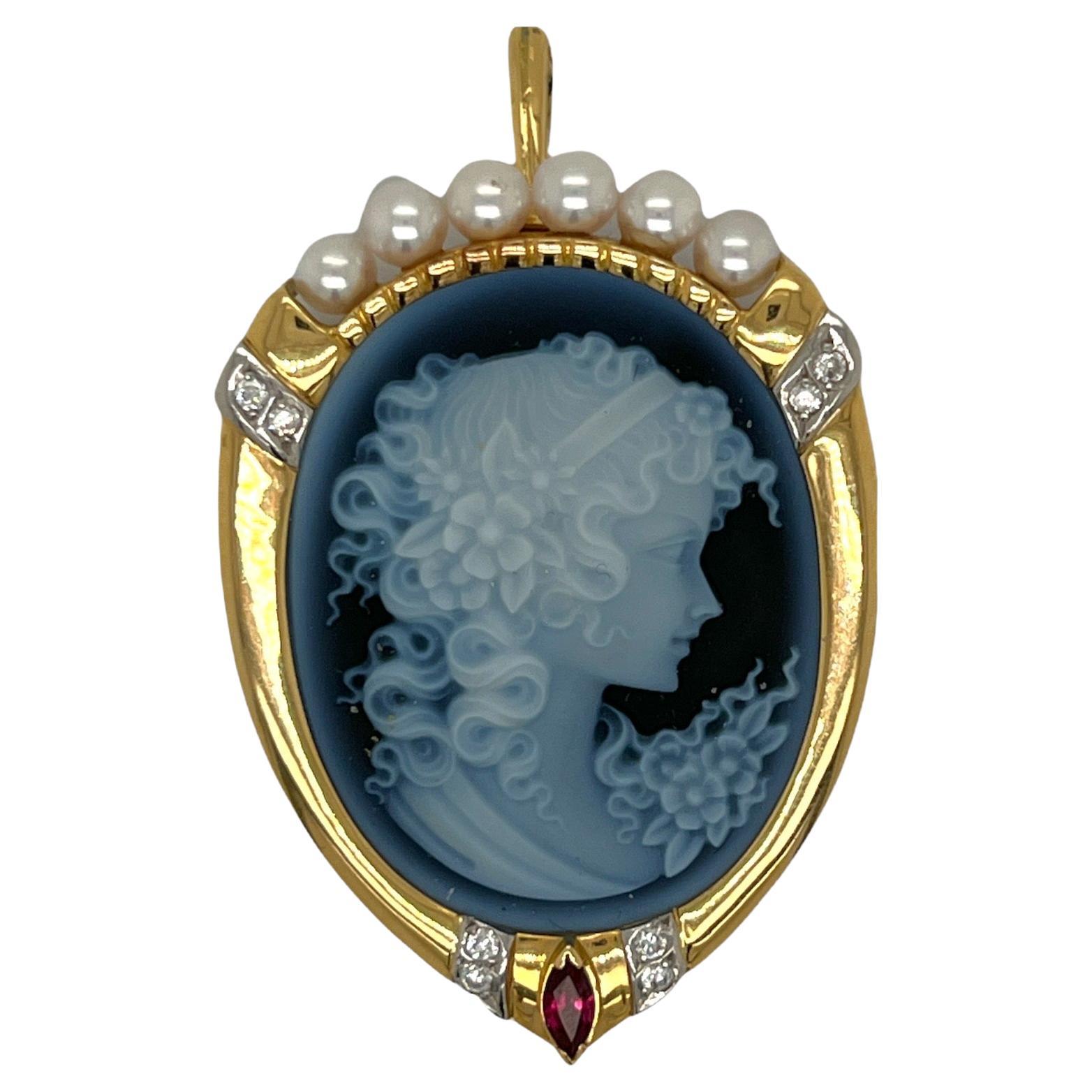 18K Yellow Gold Onyx and Ruby Cameo Pendant