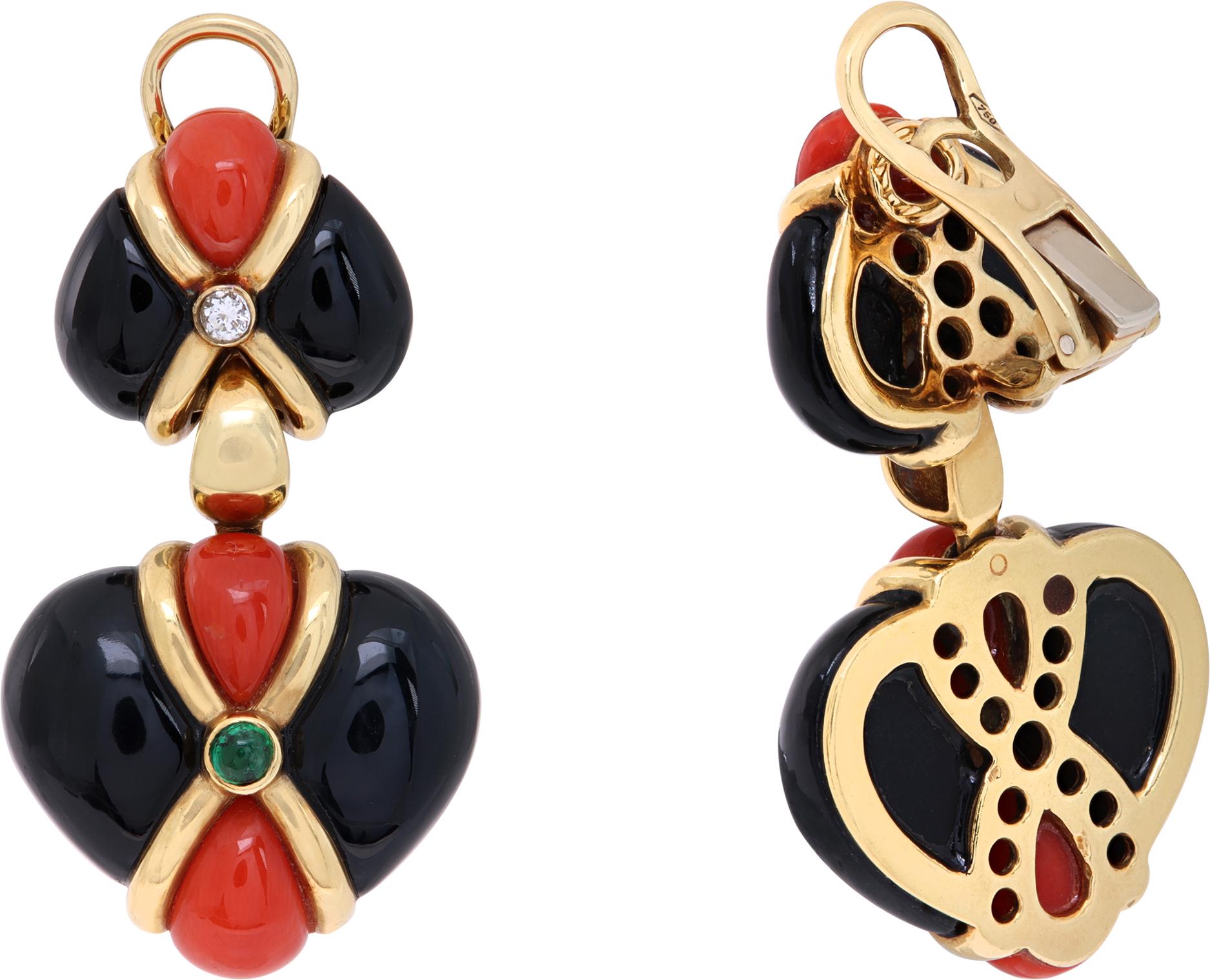 Onyx & Coral dangling earrings in 18k gold with cabochon emeralds and diamonds In Excellent Condition For Sale In Surfside, FL