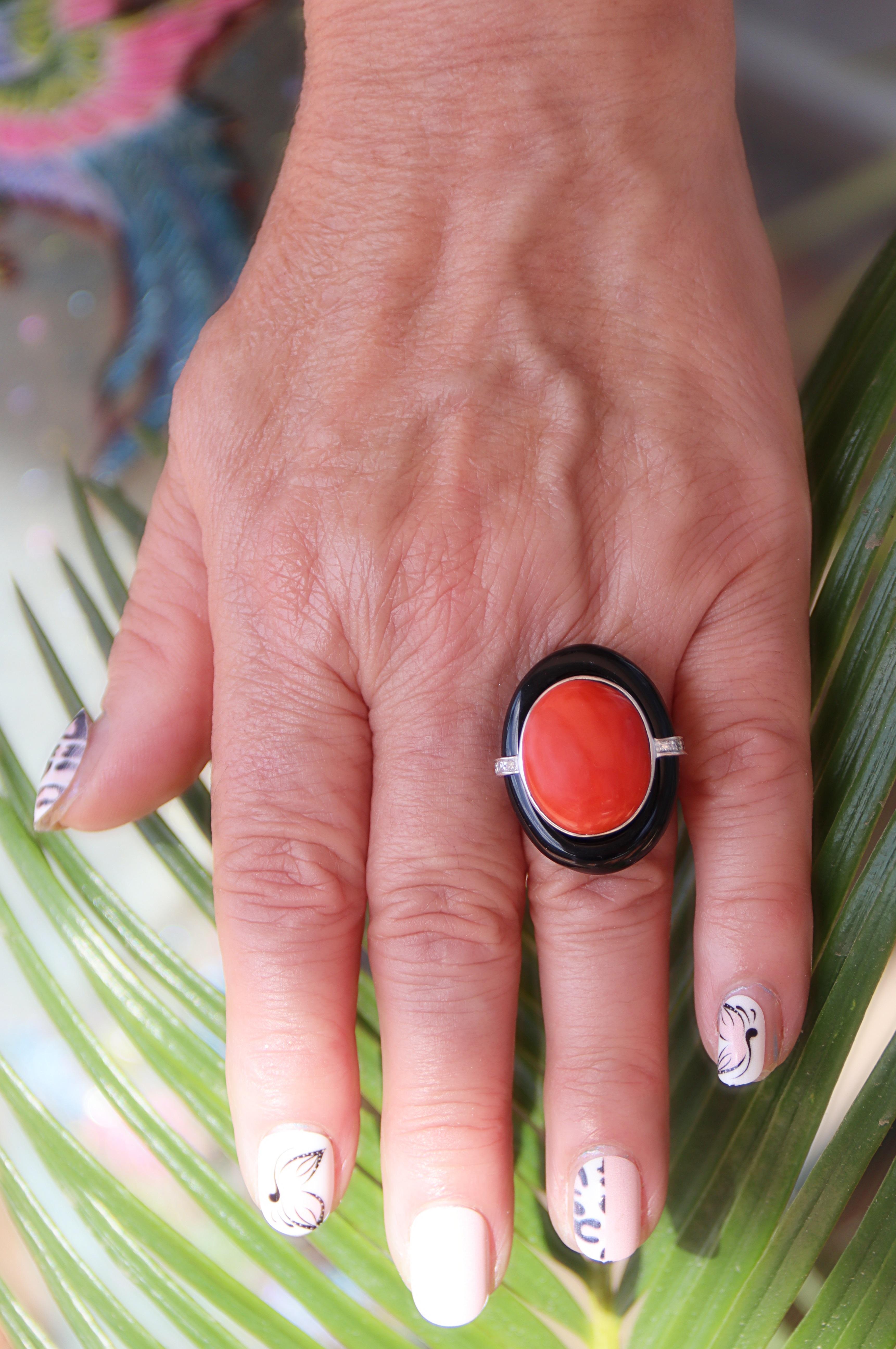 Onyx Corail, Diamants Or jaune blanc 18 Kt Bague Cocktail Art Decò en vente 3