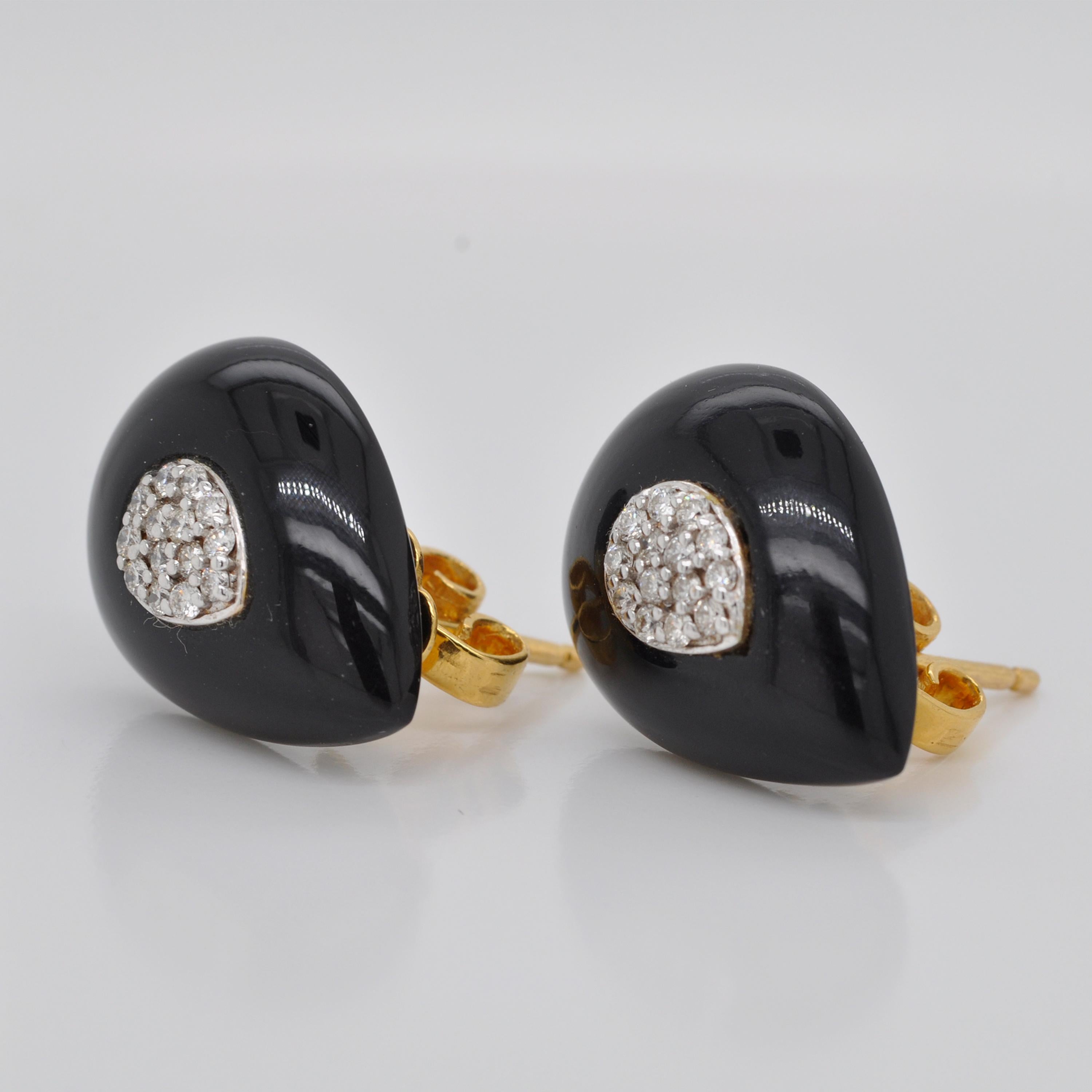18 Karat Gold Black Onyx Pear Diamond Art Deco Style Stud Earrings In New Condition For Sale In Jaipur, Rajasthan