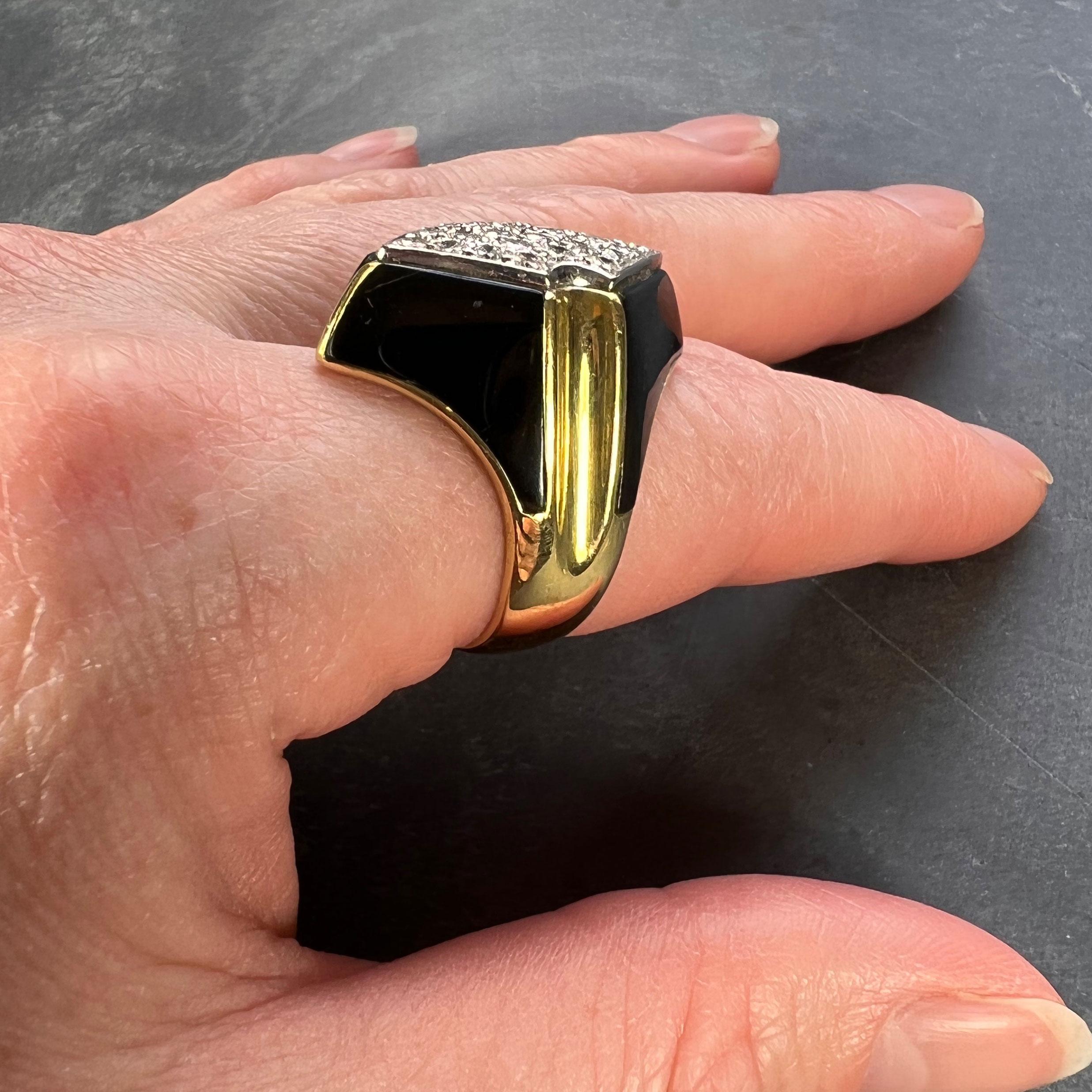 Round Cut Onyx Diamond 18 Karat Yellow Gold Cocktail Ring For Sale