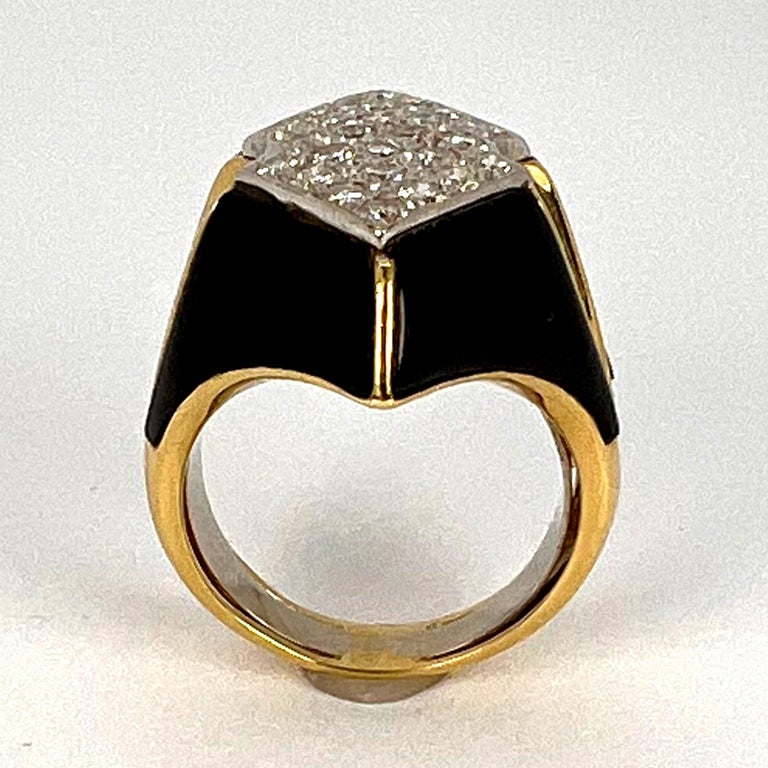 Onyx Diamond 18 Karat Yellow Gold Cocktail Ring For Sale at 1stDibs