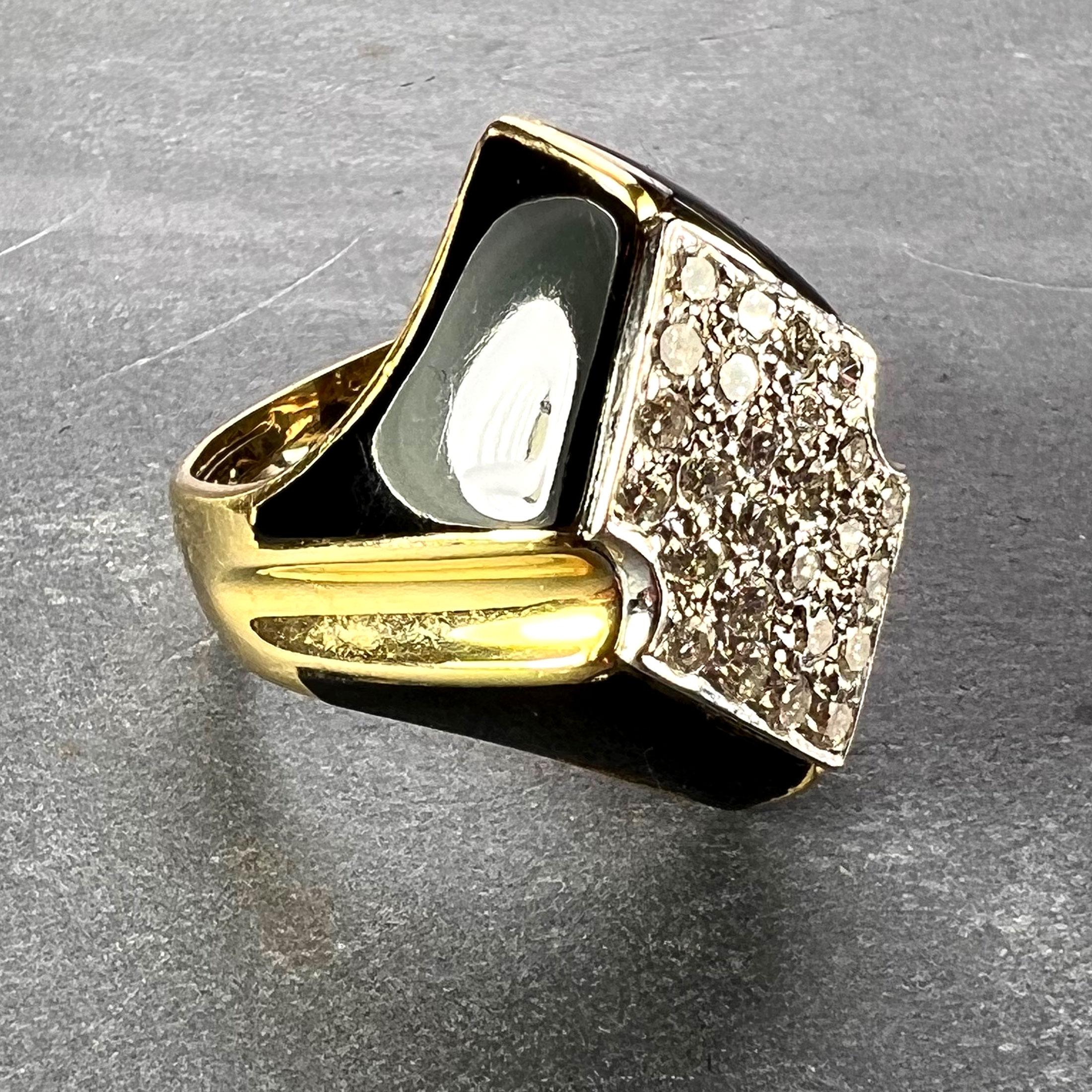 Onyx Diamond 18 Karat Yellow Gold Cocktail Ring For Sale 3