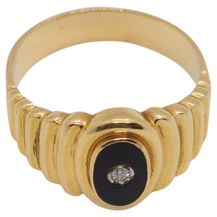 Onyx Diamond 18K Yellow Gold Ring For Sale