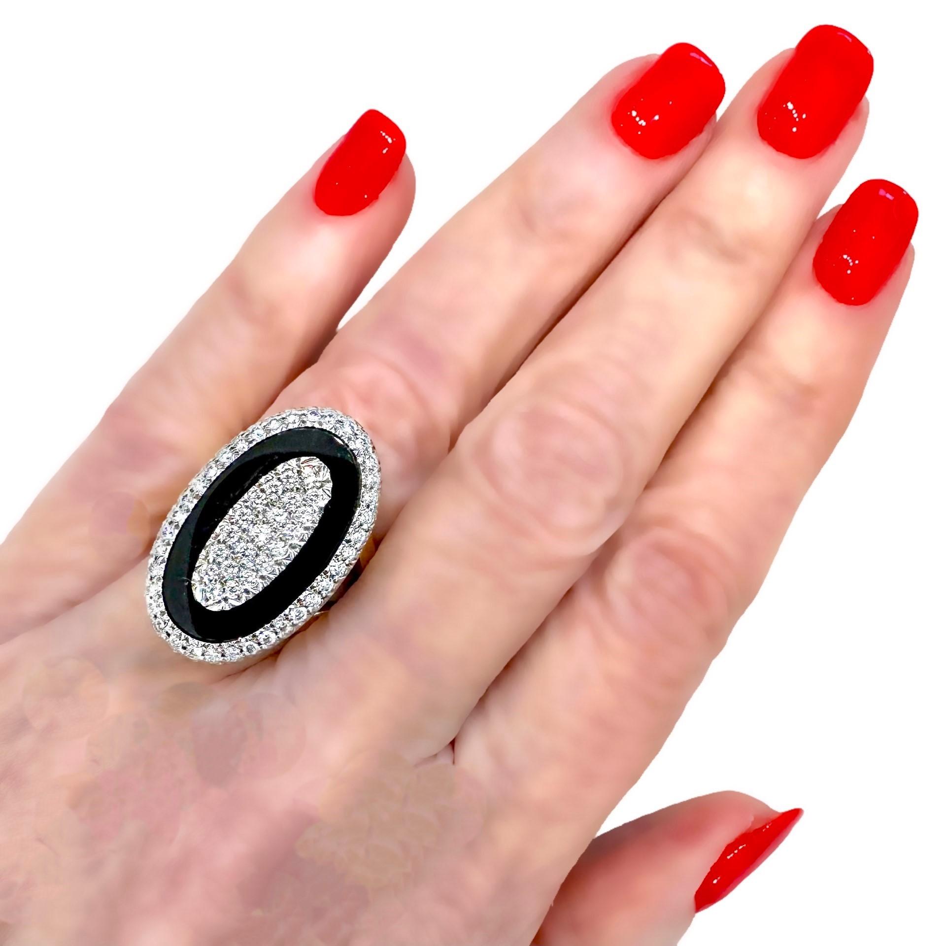 Onyx, Diamond and 18K Gold, Oval Shaped Ring 1 Inch Long x 5/8 Inch Wide For Sale 7