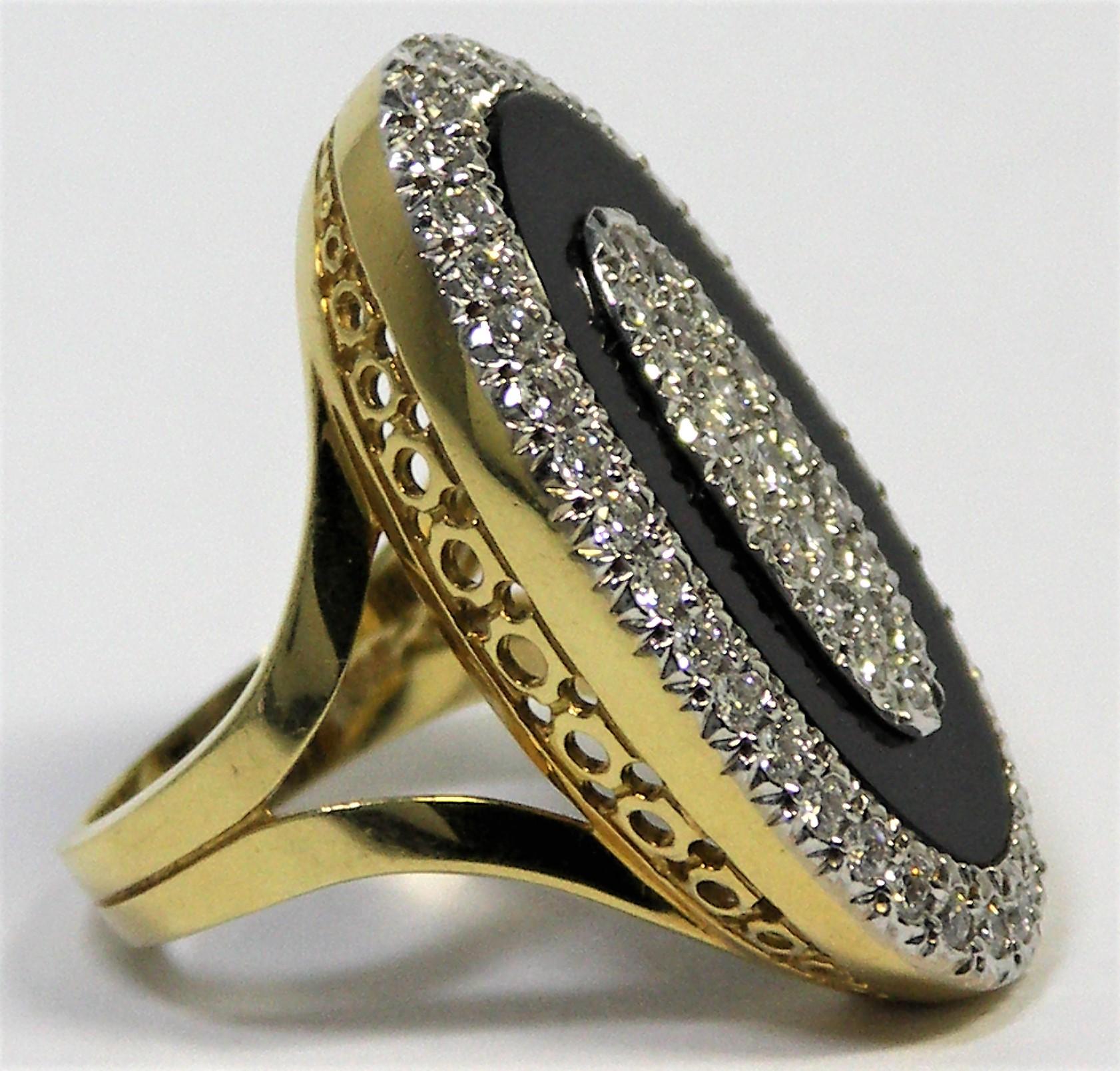 Round Cut Onyx, Diamond and Gold Oval Shaped Ring