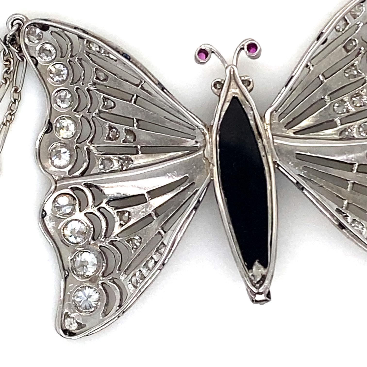 Collier papillon en platine 18 carats, onyx, diamants et rubis en vente 2