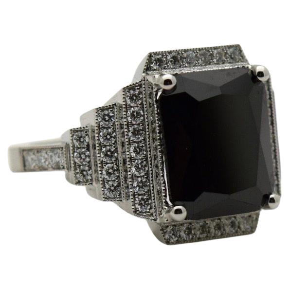 Onyx Diamond cocktail ring Art Deco 18KT gold 0.80ct