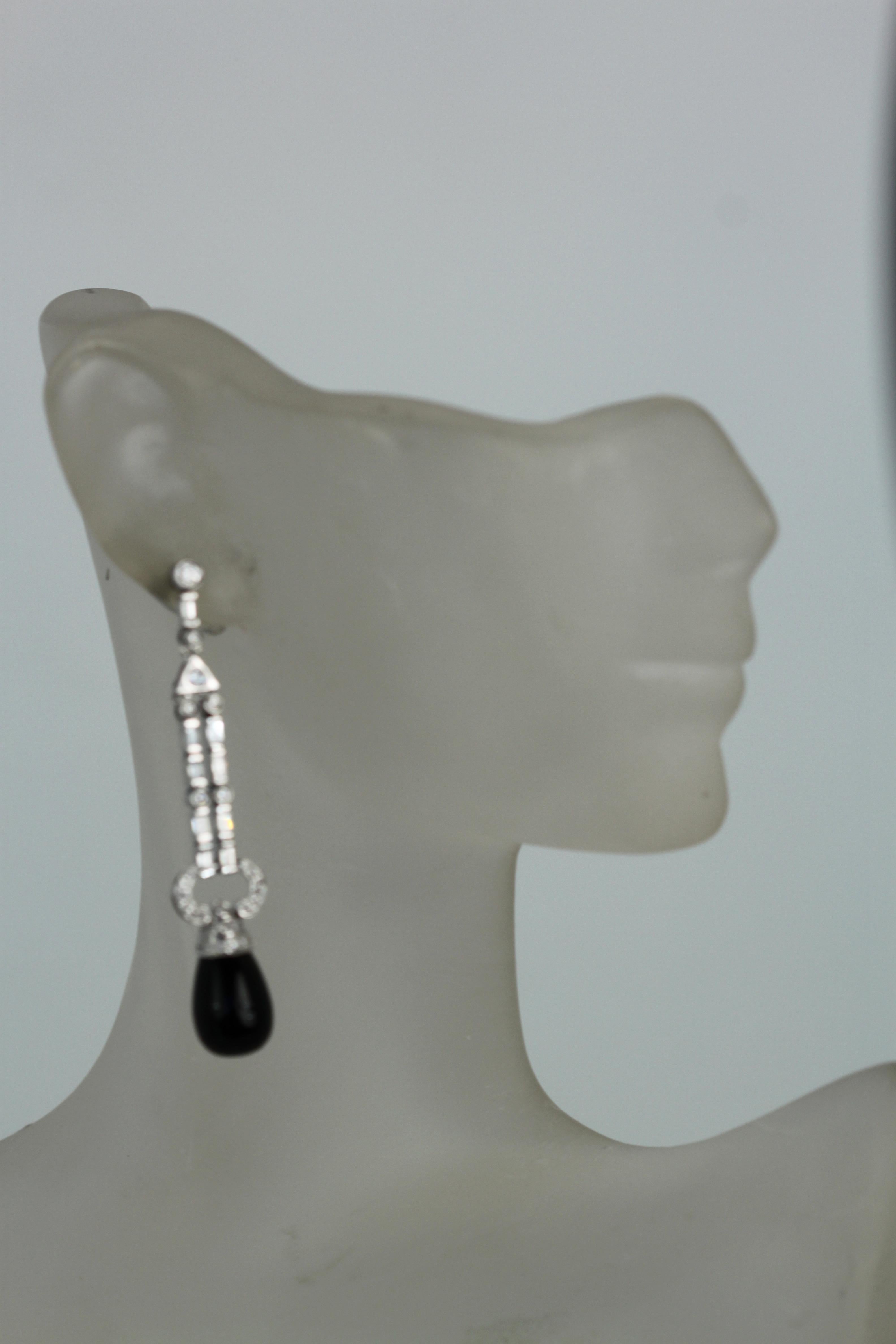 Onyx Diamond Long Earrings 18K For Sale 1