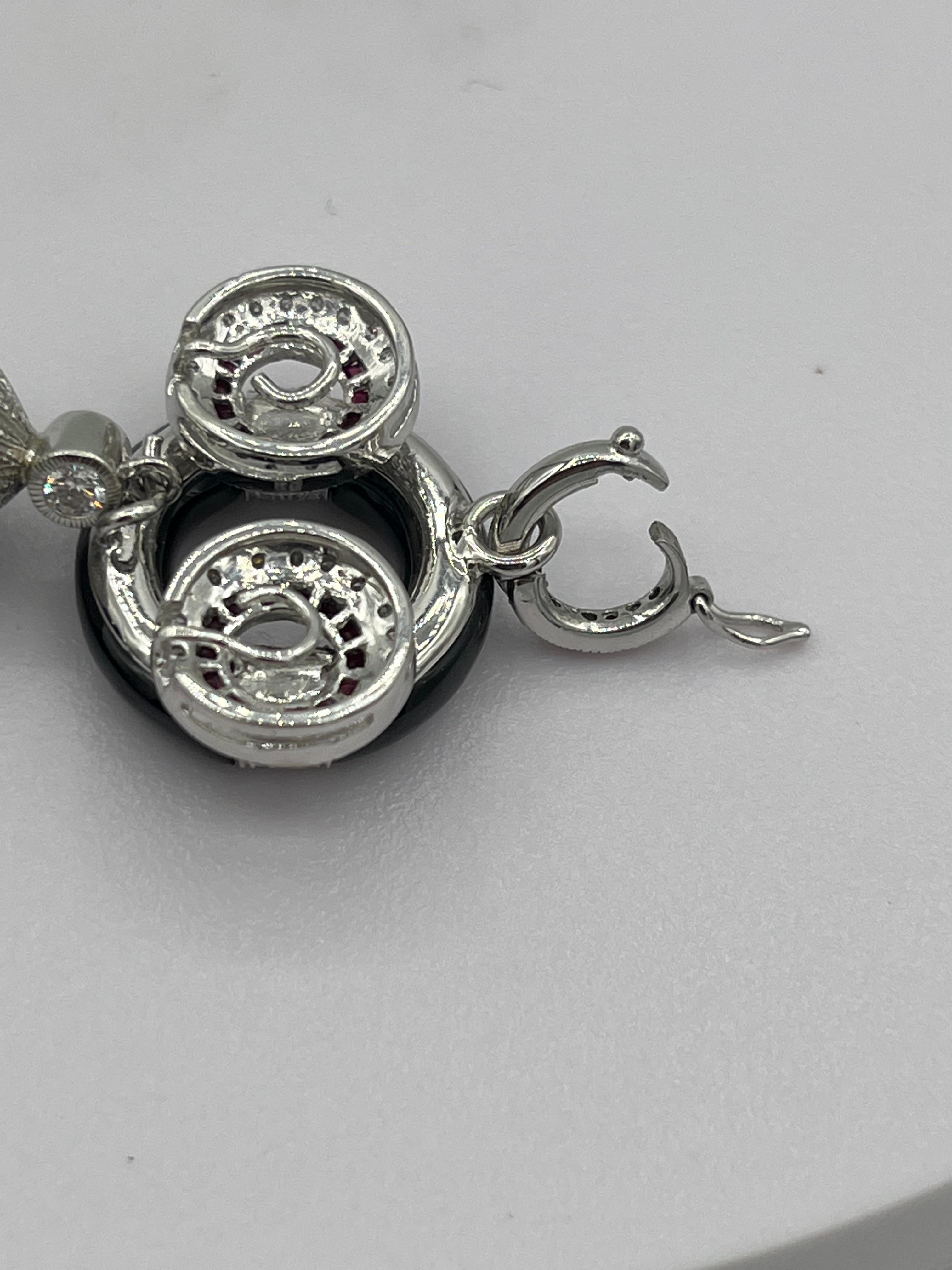 Ciondolo in stile Art-Decò con onice, diamante, rubino e spinello 18 K in vendita 6