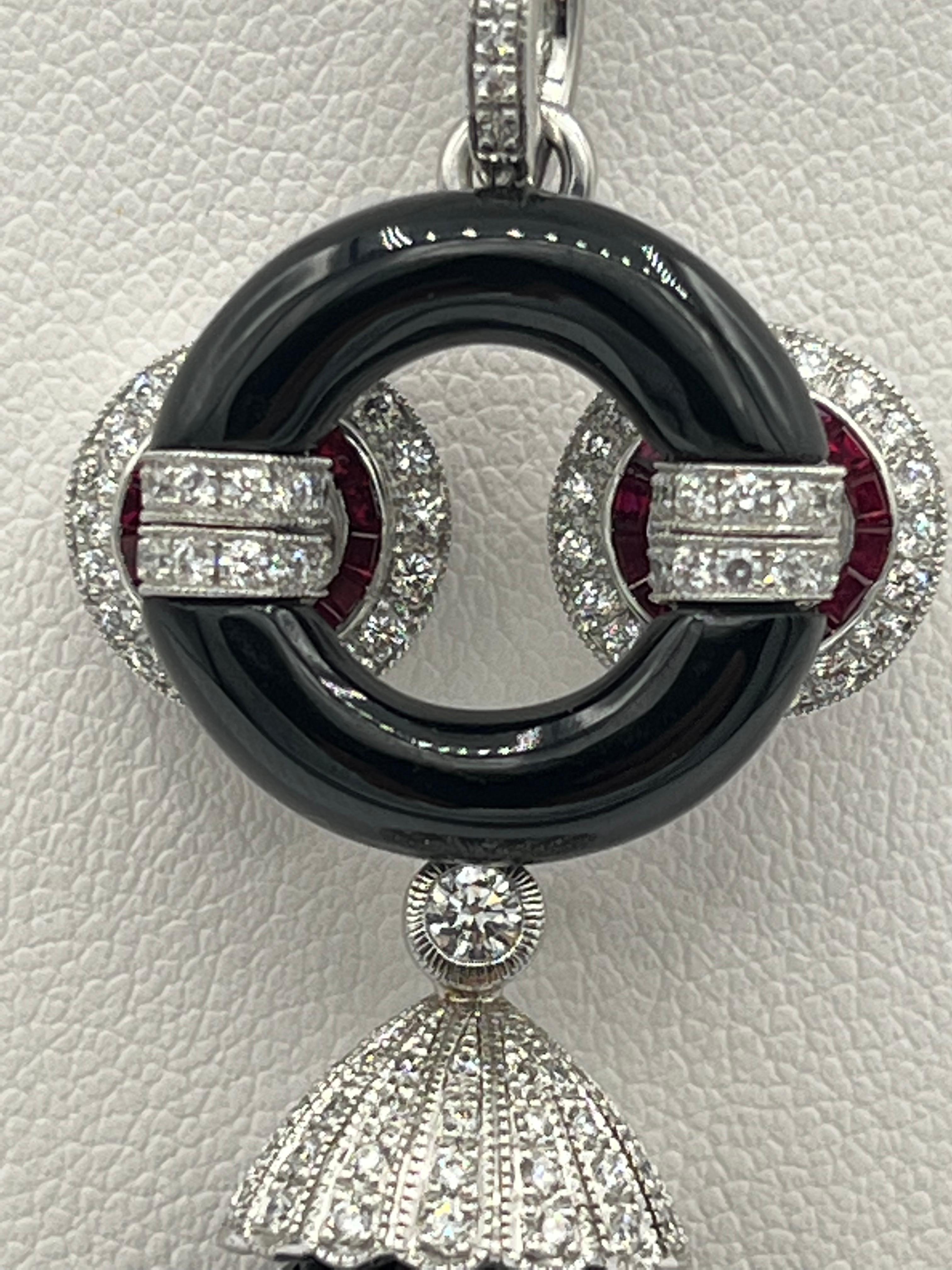 Art-Deco Styl Onyx Diamond Ruby Spinel 18 K Pendant  For Sale 1