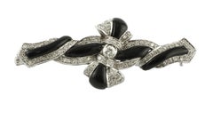 Broche Onyx Diamant Ruban Blanc Or