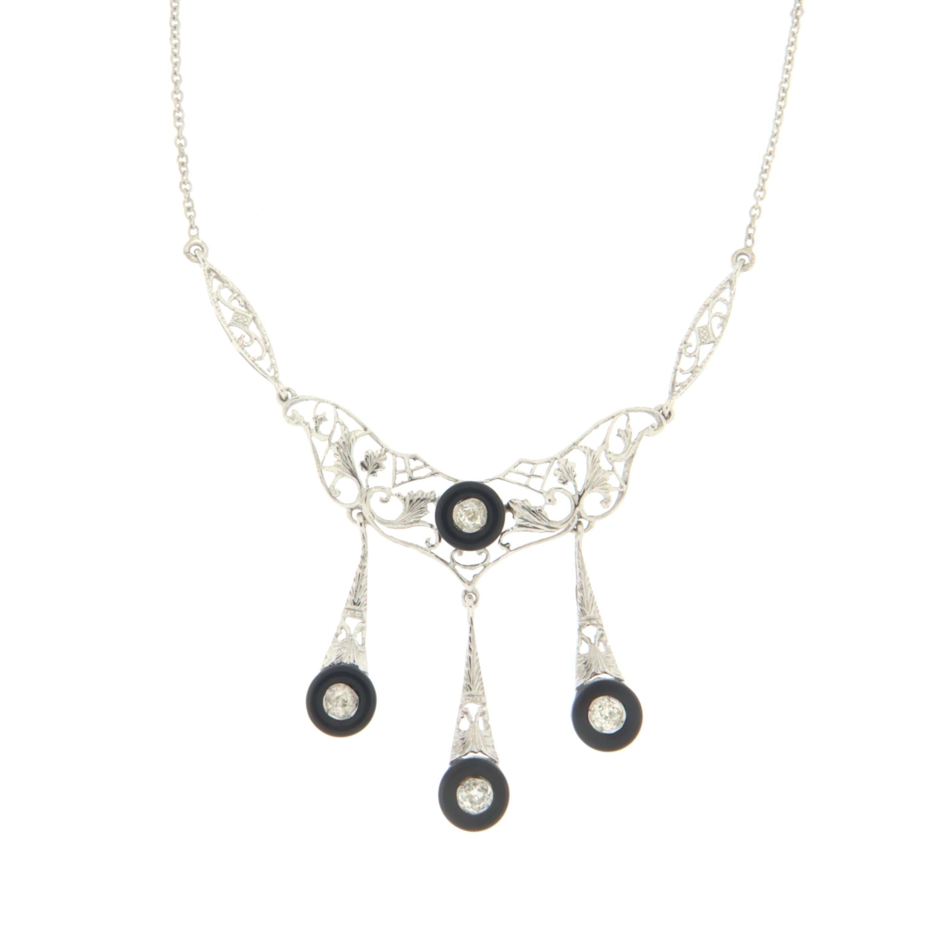 Onyx Diamonds 14 Karat White Gold Pendant Necklace In New Condition For Sale In Marcianise, IT