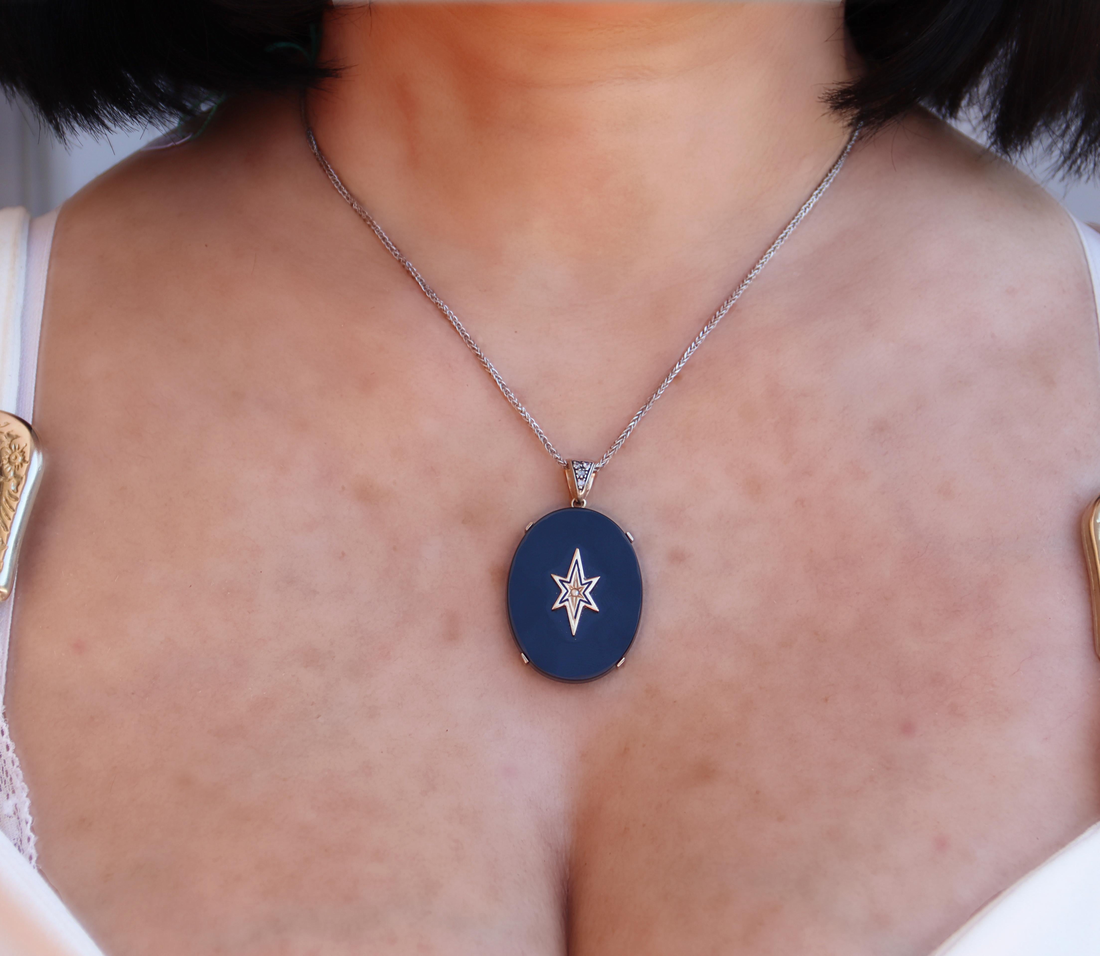 Collana con ciondolo in oro giallo 14 carati e diamanti d'onice in vendita 2