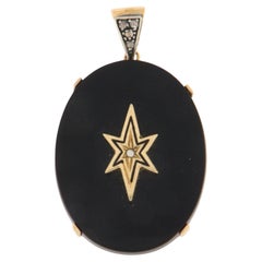 Onyx Diamonds 14 Karat Yellow Gold Pendant Necklace