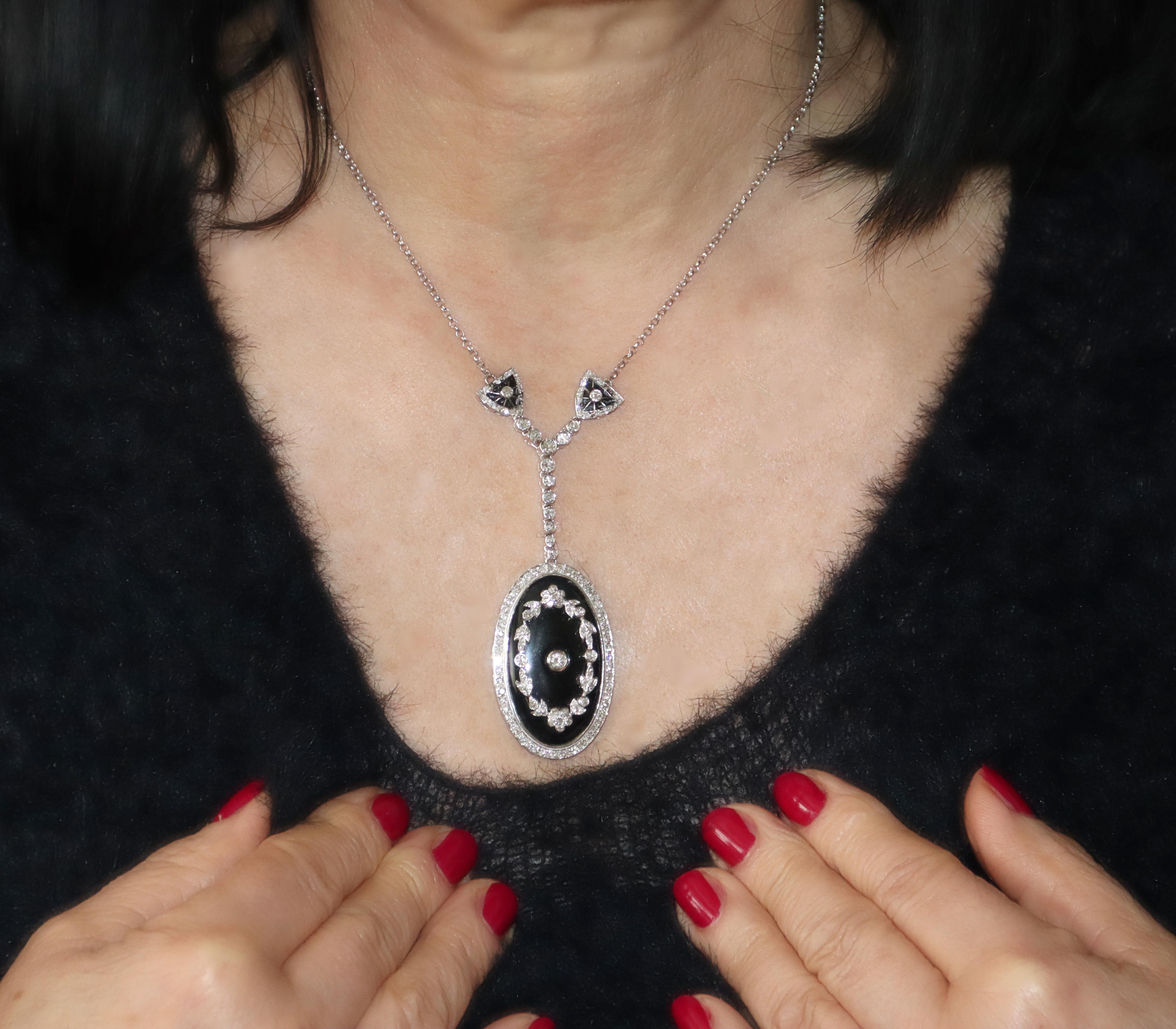Collana con ciondolo in oro bianco 18 carati e diamanti d'onice in vendita 1