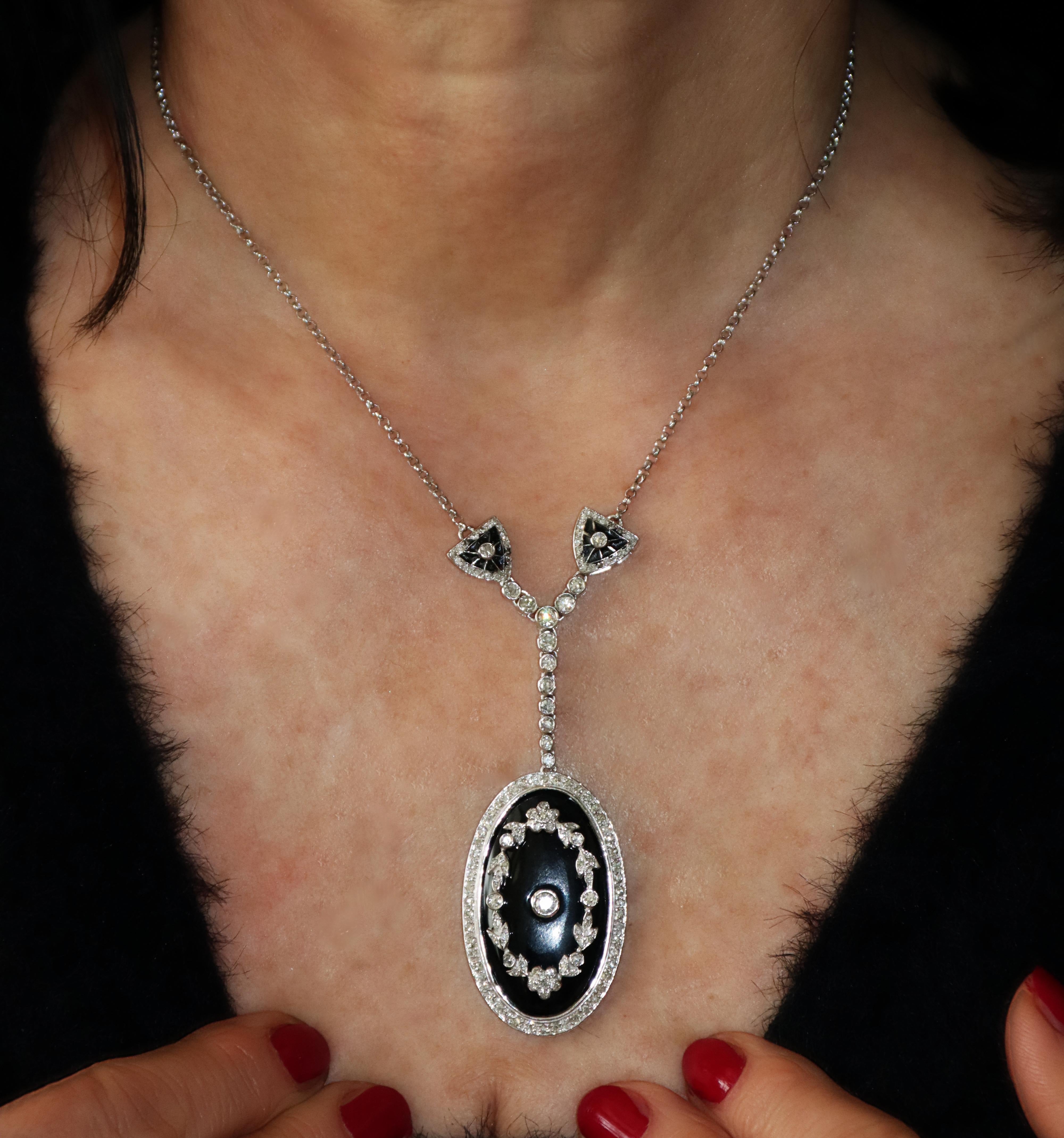 Collana con ciondolo in oro bianco 18 carati e diamanti d'onice in vendita 3