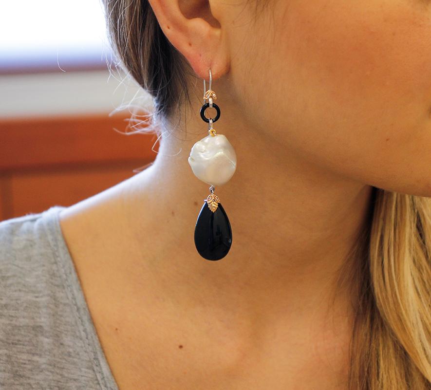Boucles d'oreilles pendantes en onyx et perles baroques Bon état - En vente à Marcianise, Marcianise (CE)
