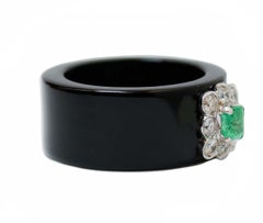 Onyx, Emerald, Diamonds, 14 Karat White Gold Band Ring.