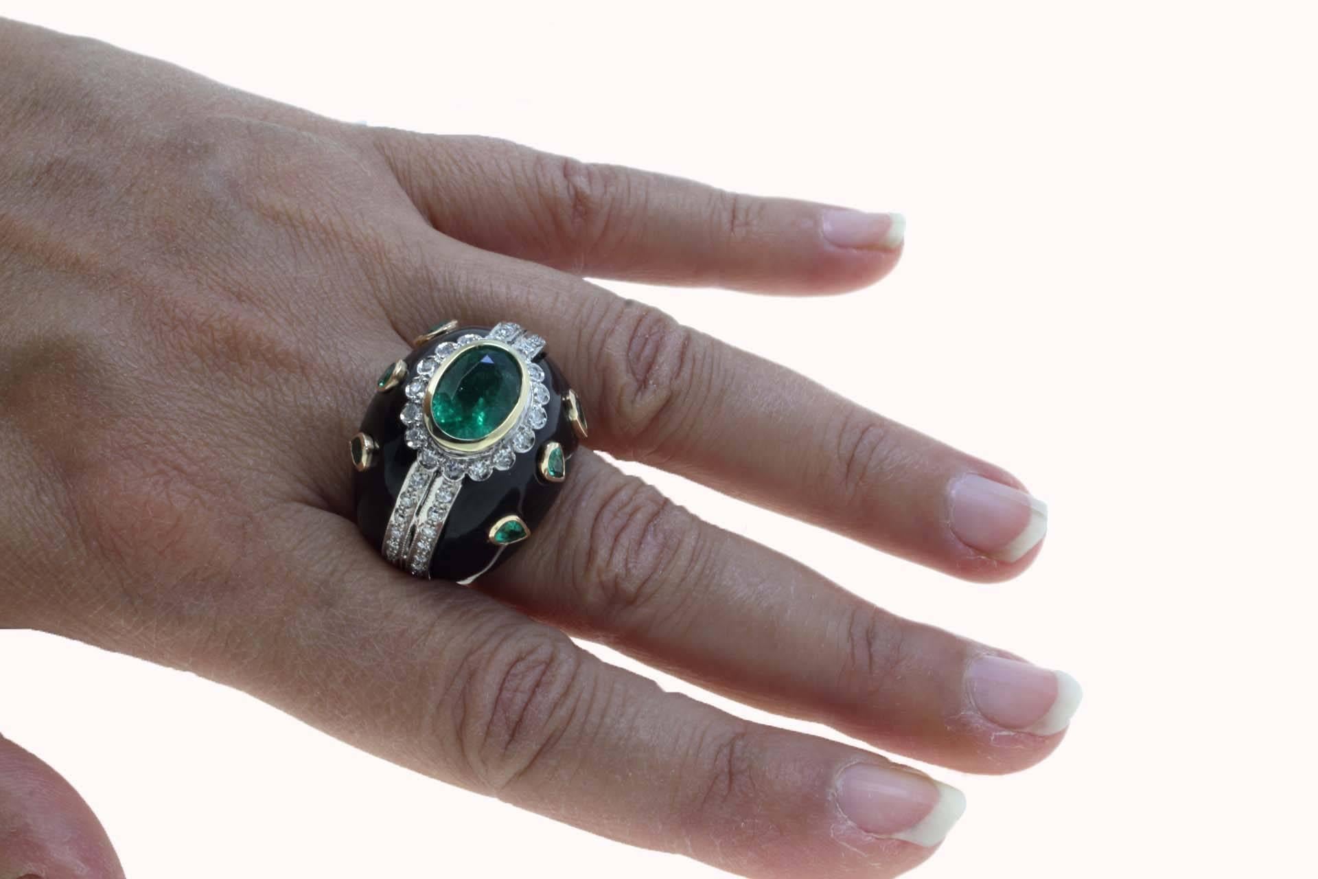 Women's or Men's Onyx Emerald Rose and White Gold Diamonds Dome Ring