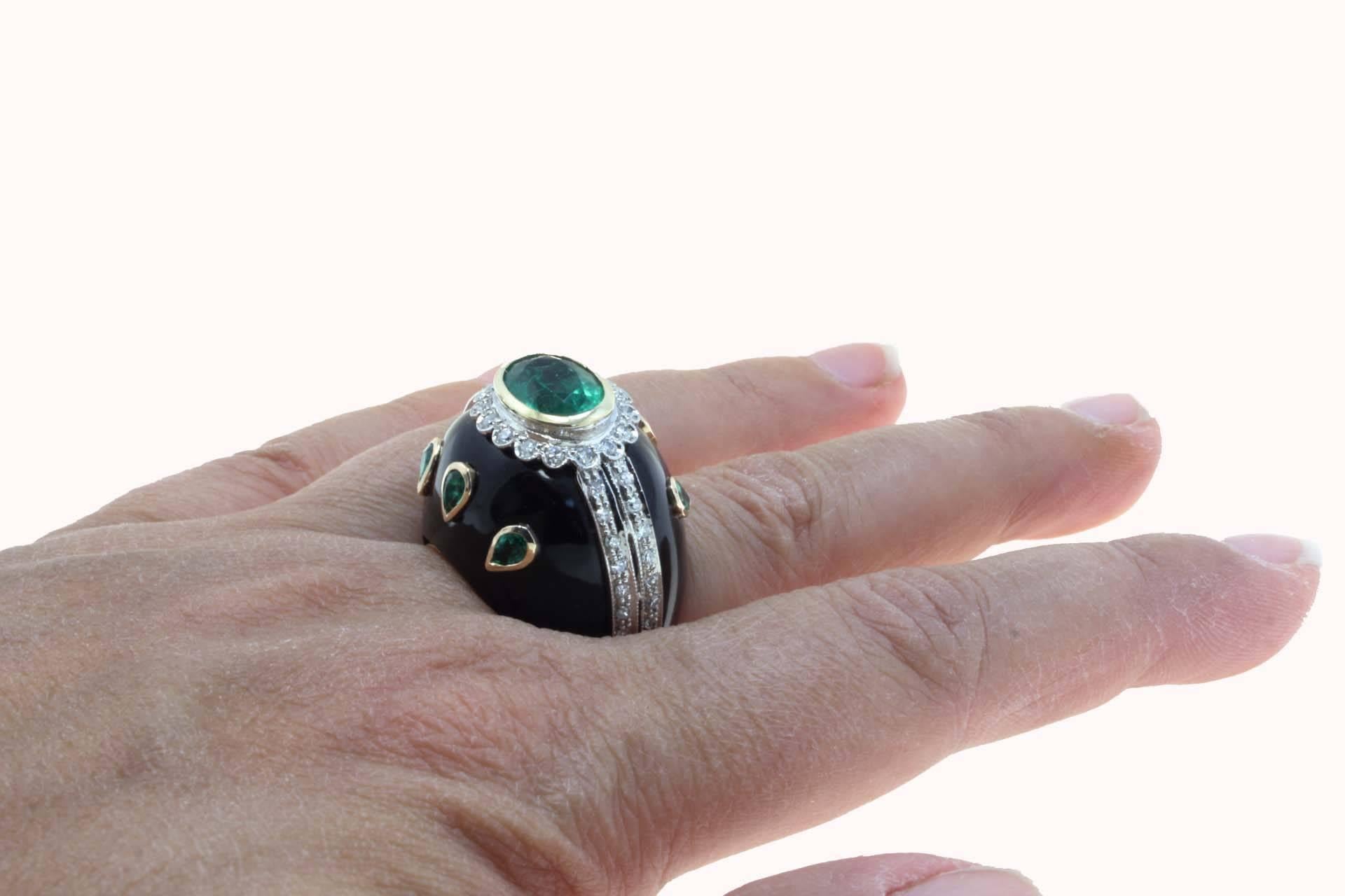 Onyx Emerald Rose and White Gold Diamonds Dome Ring 2