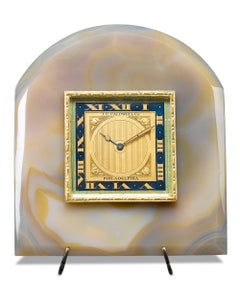 Reloj de sobremesa de ónice y esmalte de J.E. Caldwell
