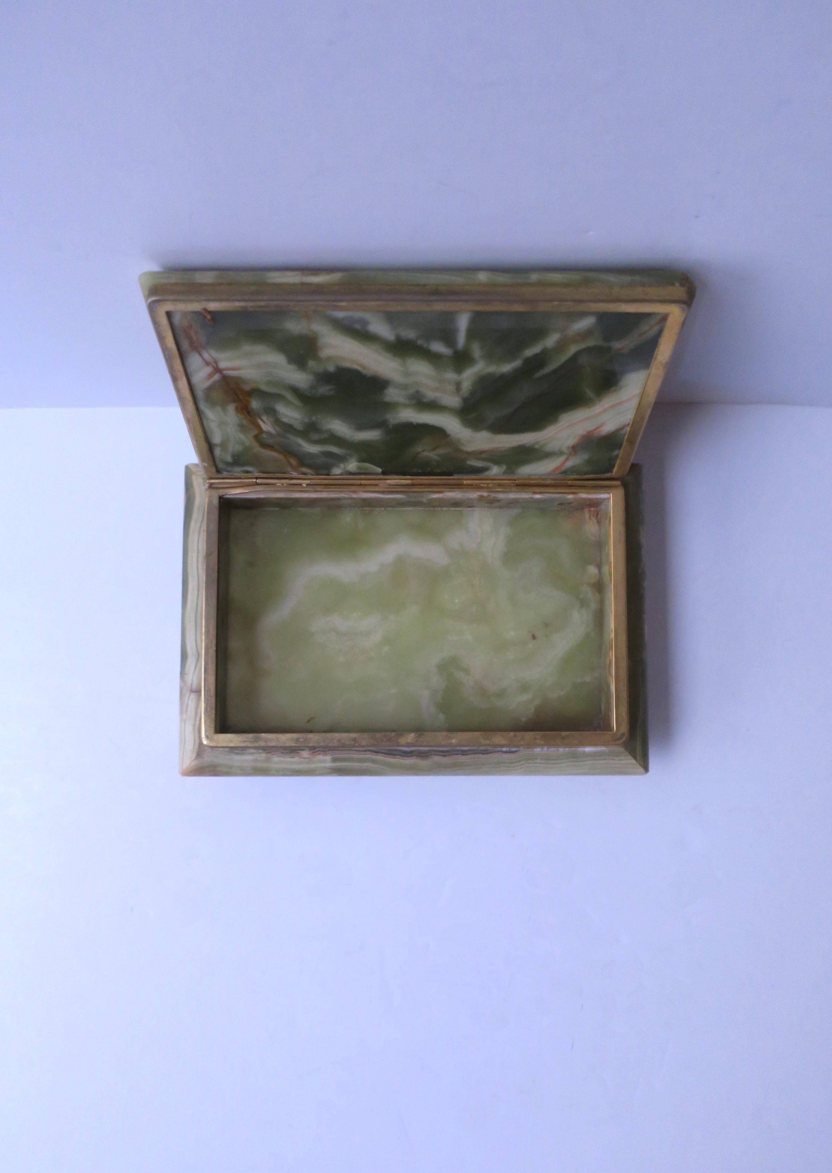 Boîte à bijoux ou boîte décorative onyx  en vente 4