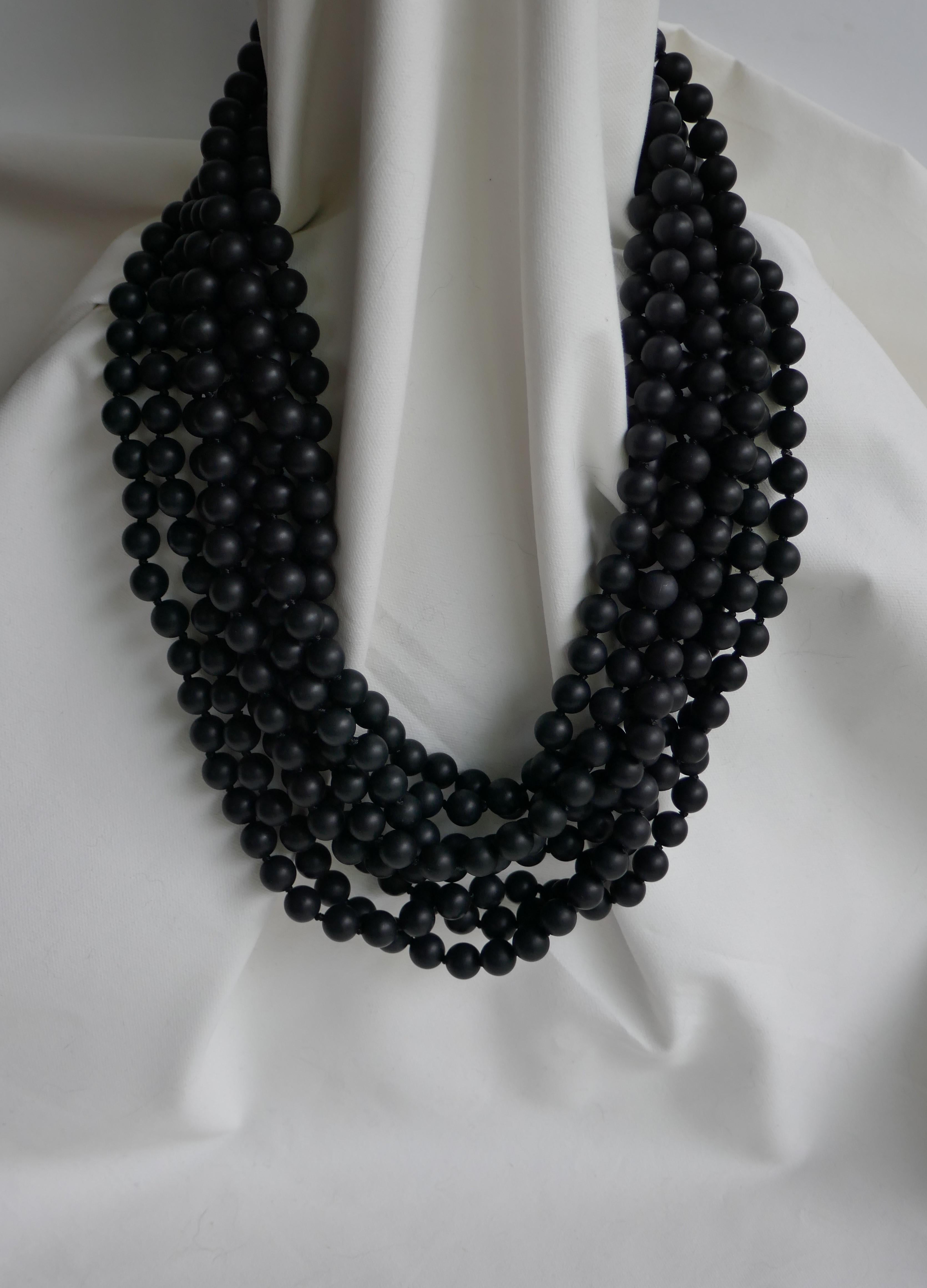 Onyx Long Gemstone Necklace In New Condition For Sale In Coral Gables, FL