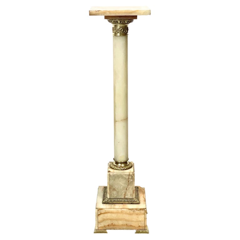 Onyx Marble and Gilt Bronze Pedestal For Sale at 1stDibs