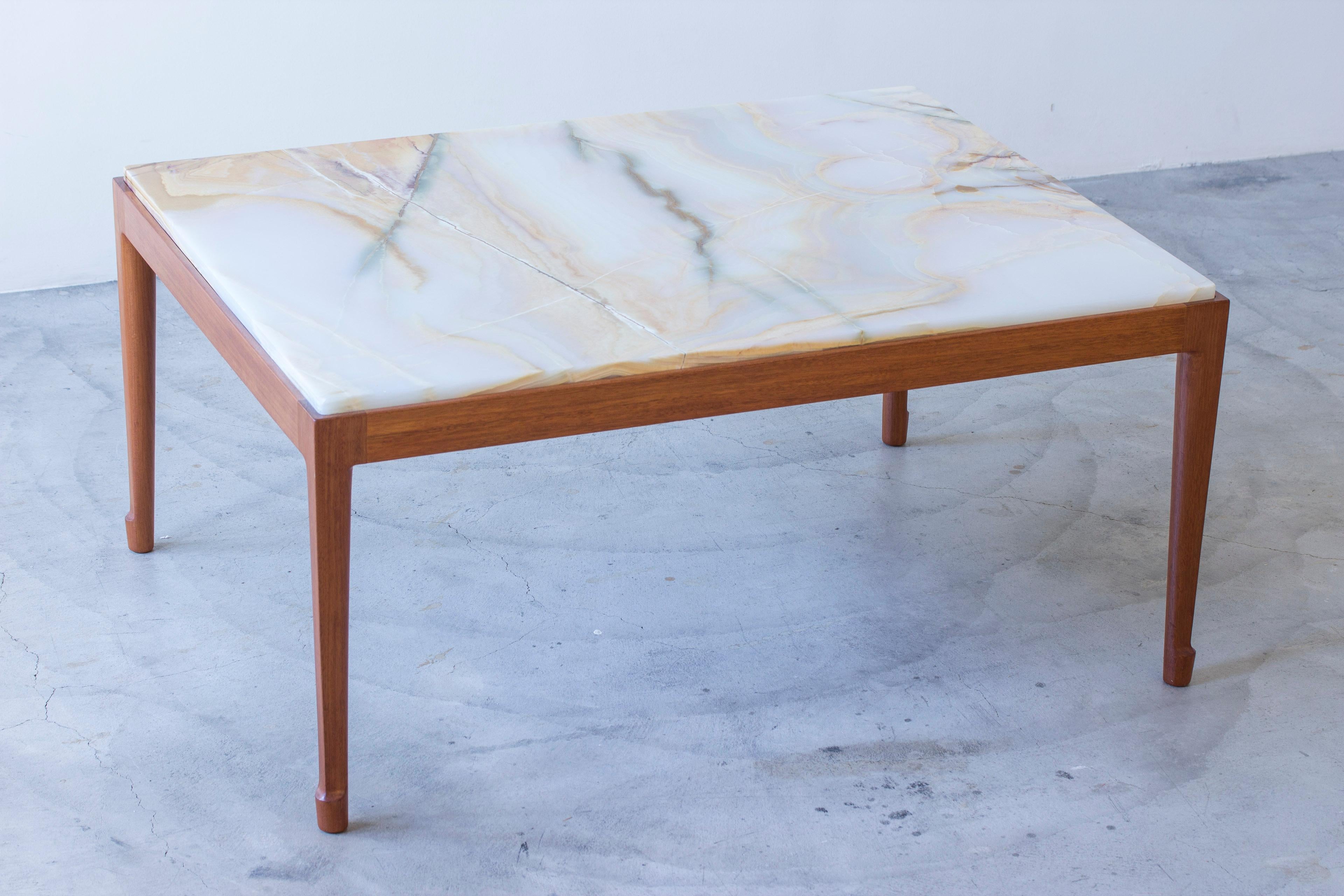Scandinavian Modern Onyx marble and teak sofa table in the style of Josef Frank, 1940-50s For Sale